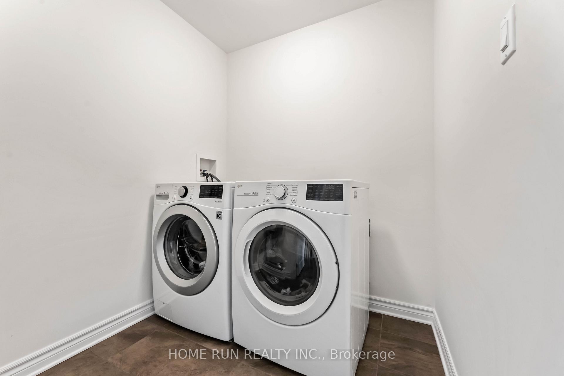 Photo 16 of 2548 Waterlilly Way, Ottawa, Barrhaven - Heritage Park — HOMEH