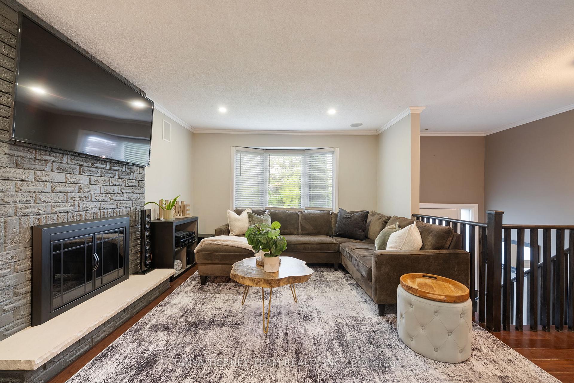 Photo 8 of 50 Lowder Place, Whitby, Blue Grass Meadows — HOMEH