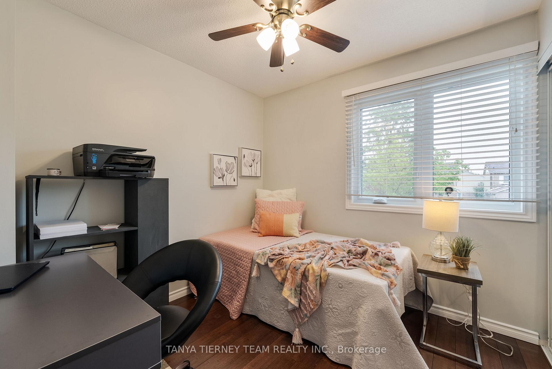 Photo 23 of 50 Lowder Place, Whitby, Blue Grass Meadows — HOMEH