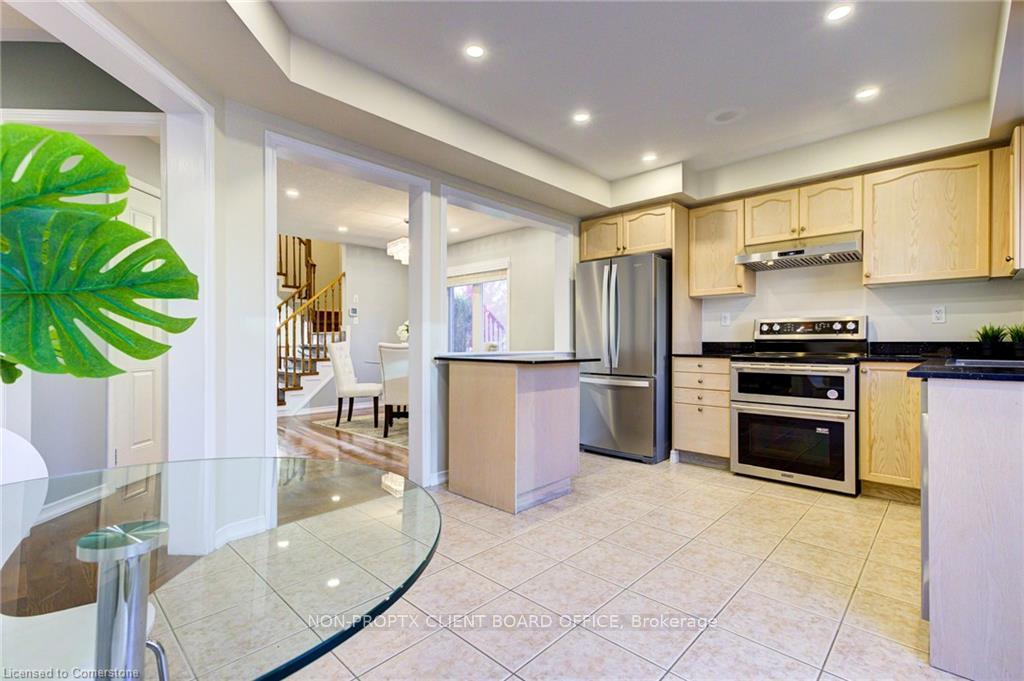 Photo 10 of 15 Staines Street, Woolwich, Breslau — HOMEH