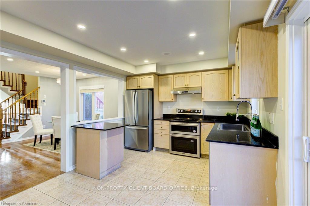 Photo 12 of 15 Staines Street, Woolwich, Breslau — HOMEH