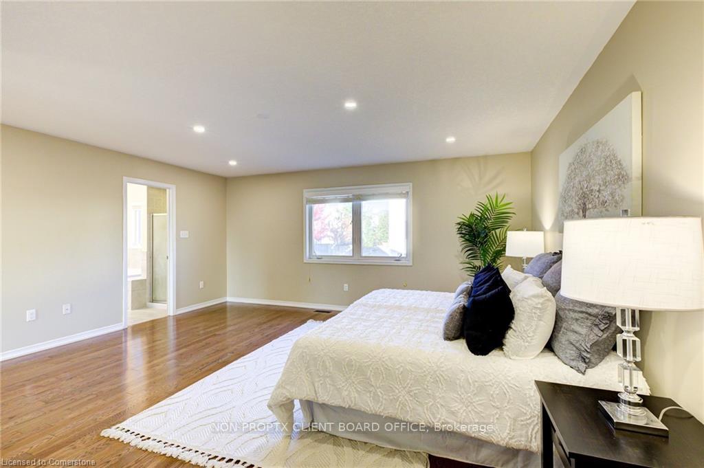 Photo 16 of 15 Staines Street, Woolwich, Breslau — HOMEH