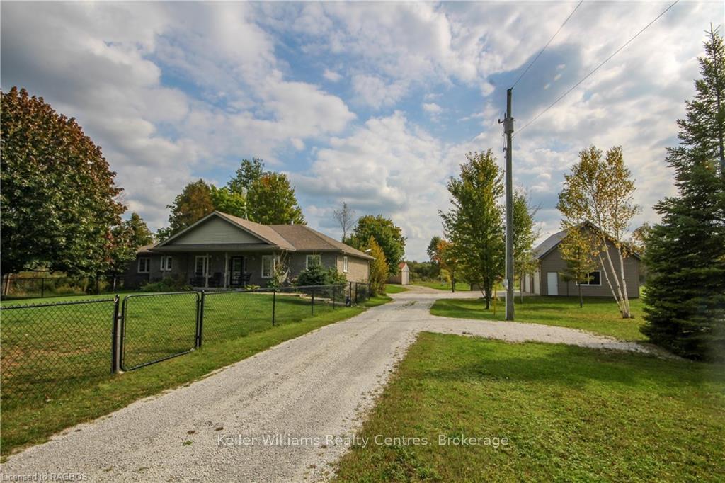Photo 10 of 6806 Highway 21 Road, Arran-Elderslie — HOMEH