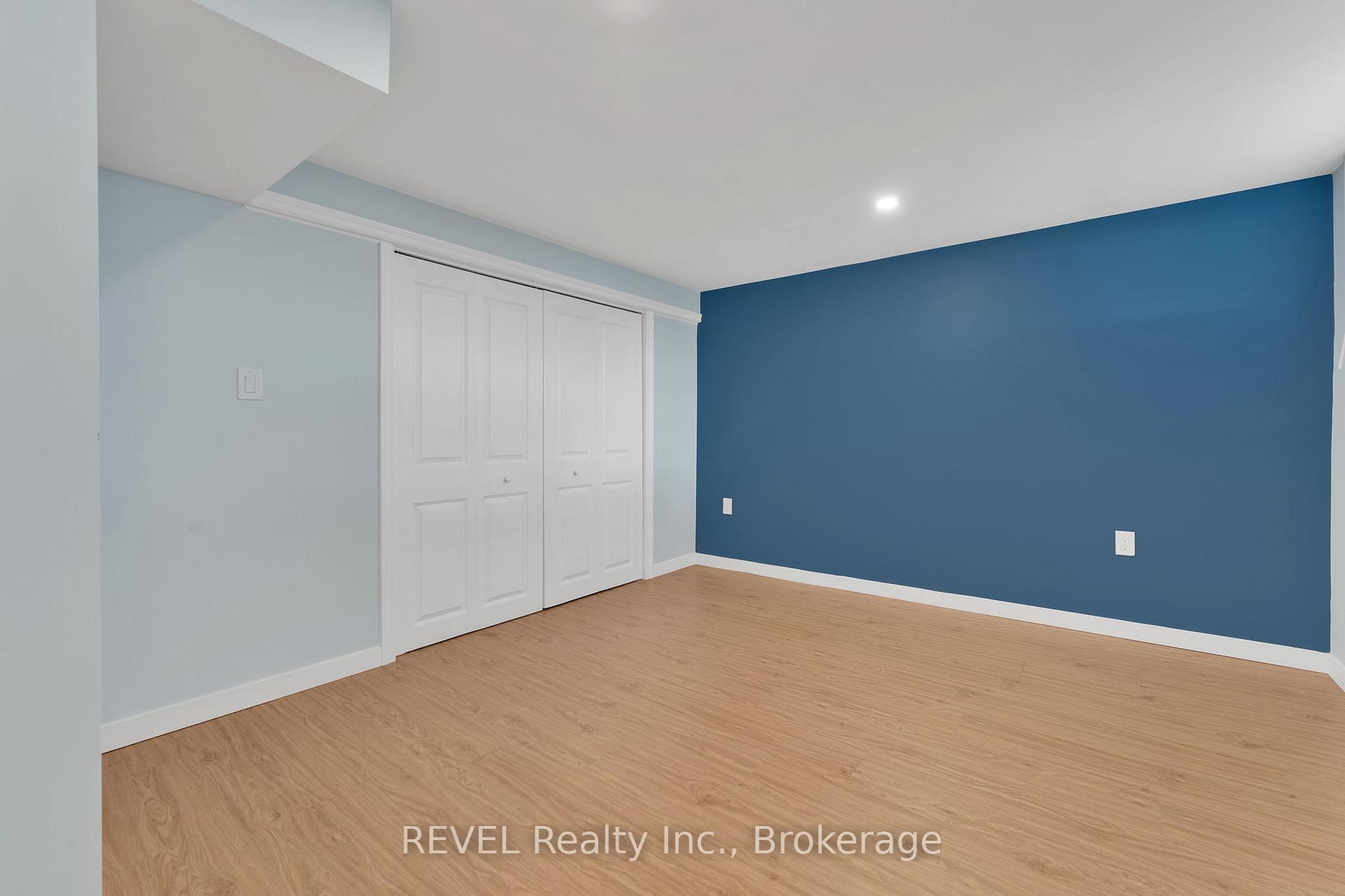 Photo 31 of 120 Royal Oak Drive, Welland, N. Welland — HOMEH