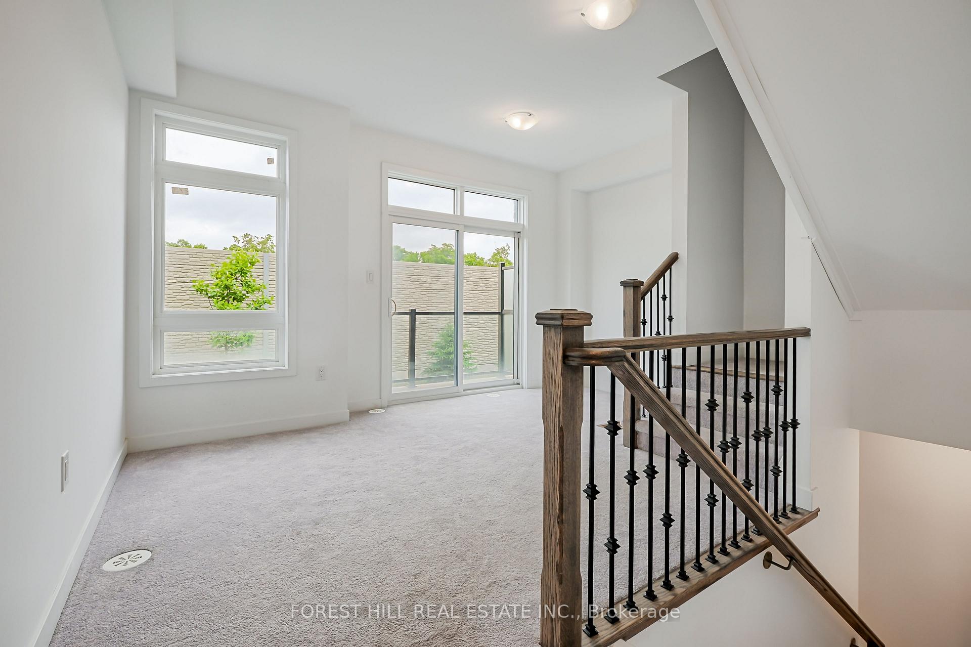 Photo 2 of 150 Dalhousie Street, Vaughan, Vaughan Grove — HOMEH