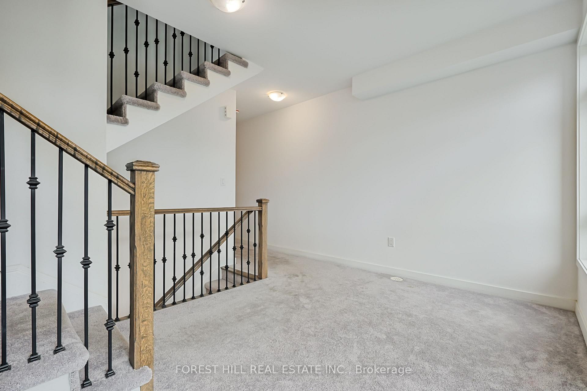Photo 4 of 150 Dalhousie Street, Vaughan, Vaughan Grove — HOMEH