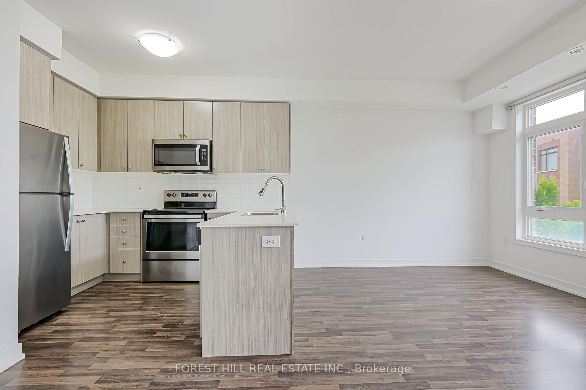 Photo 6 of 150 Dalhousie Street, Vaughan, Vaughan Grove — HOMEH