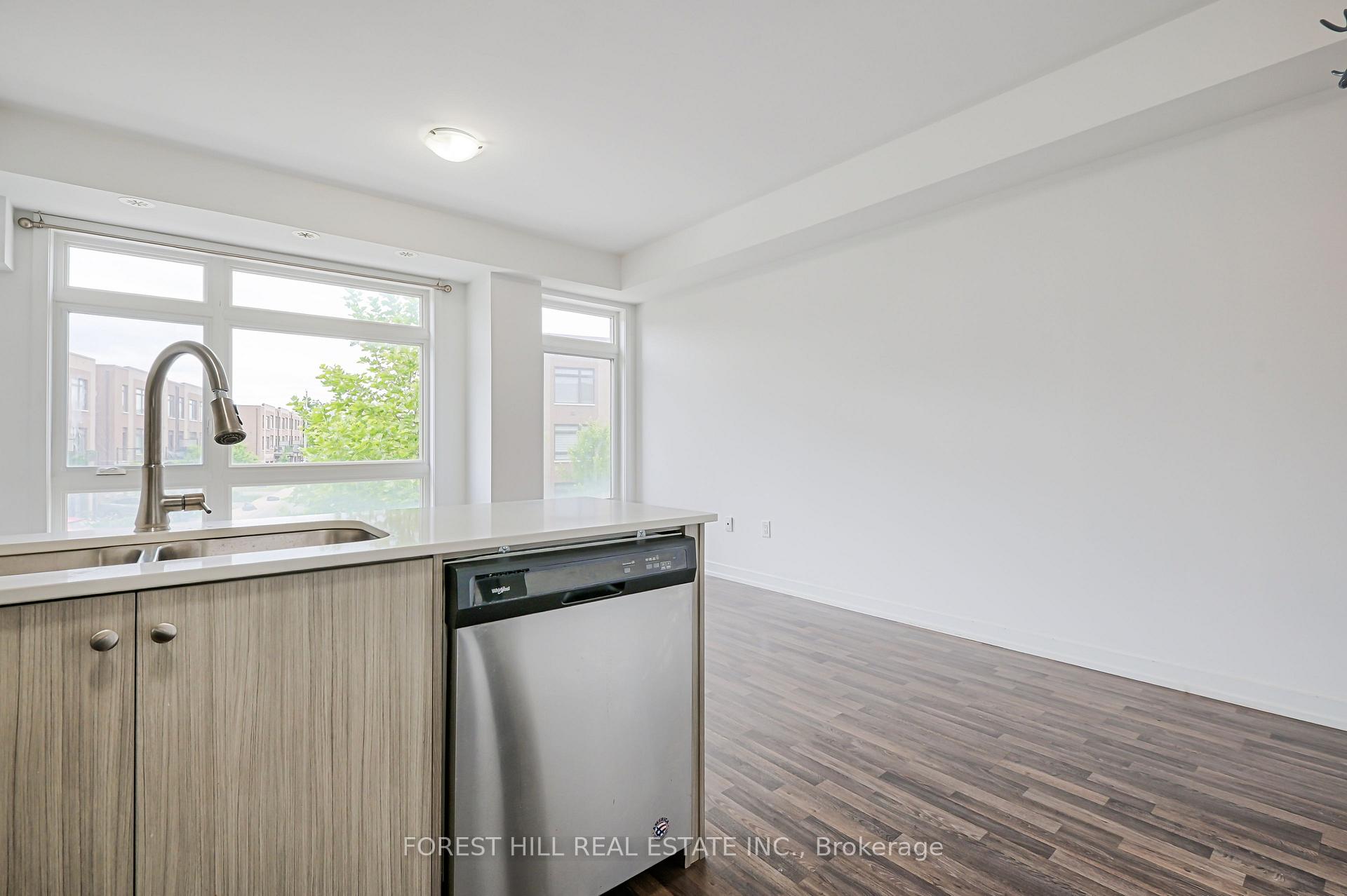 Photo 8 of 150 Dalhousie Street, Vaughan, Vaughan Grove — HOMEH
