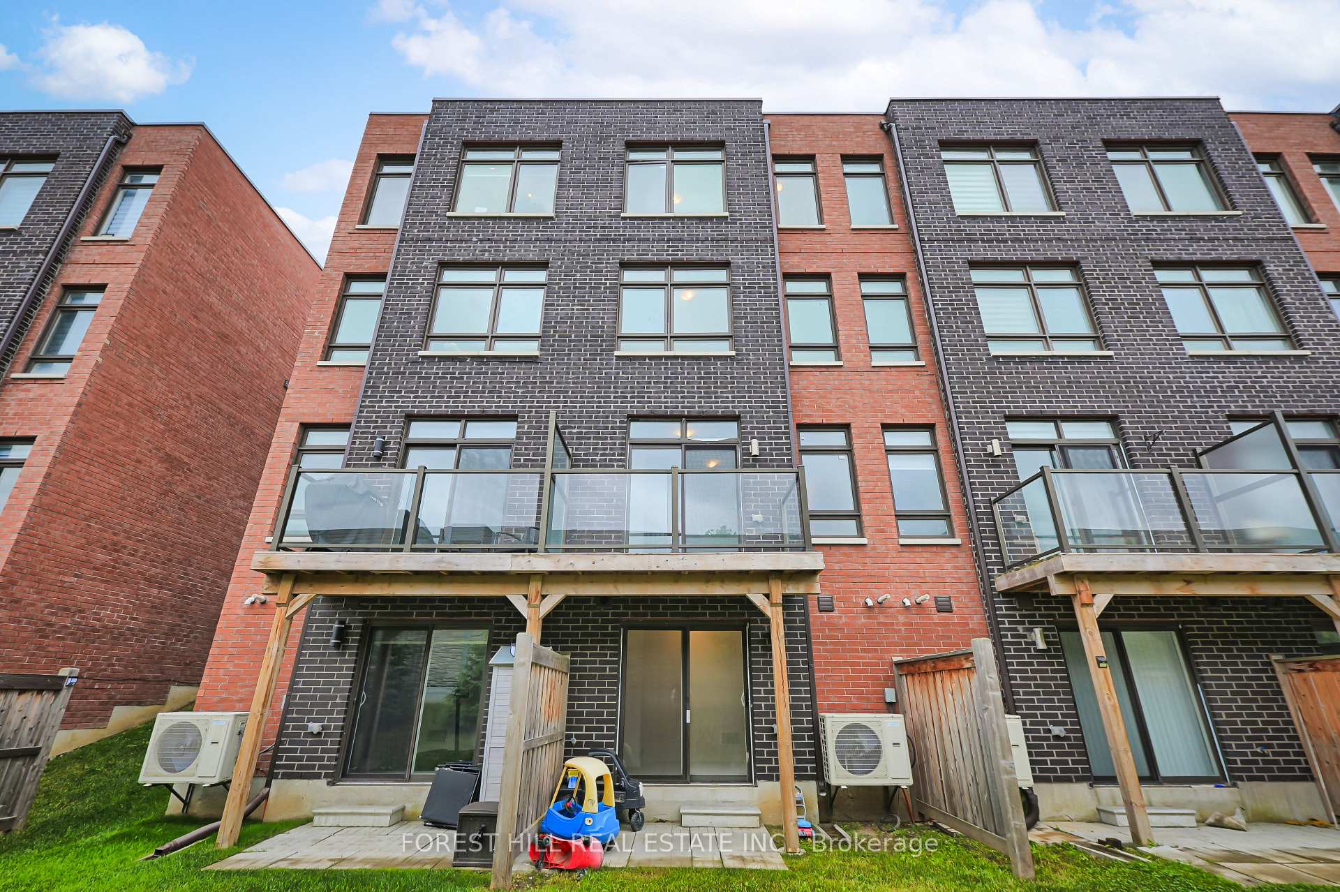 Photo 34 of 150 Dalhousie Street, Vaughan, Vaughan Grove — HOMEH
