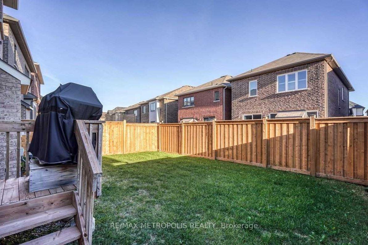 Photo 31 of Unit Upper, 66 Westfield Drive, Whitby, Rural Whitby — HOMEH
