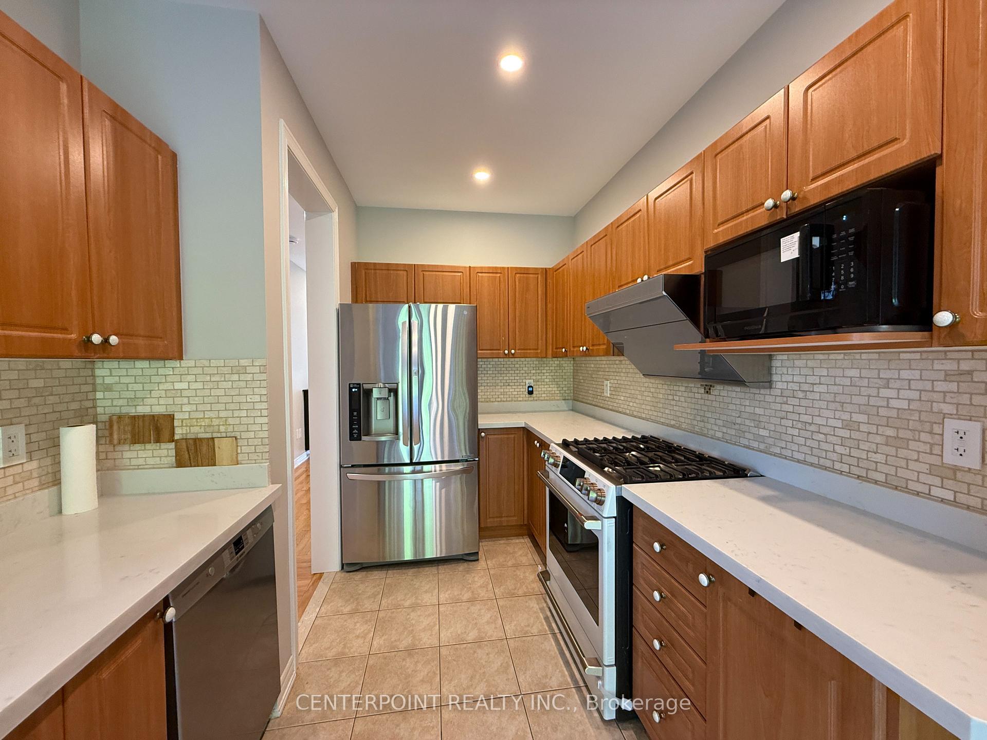 Photo 10 of 80 Gauguin Avenue, Vaughan, Patterson — HOMEH