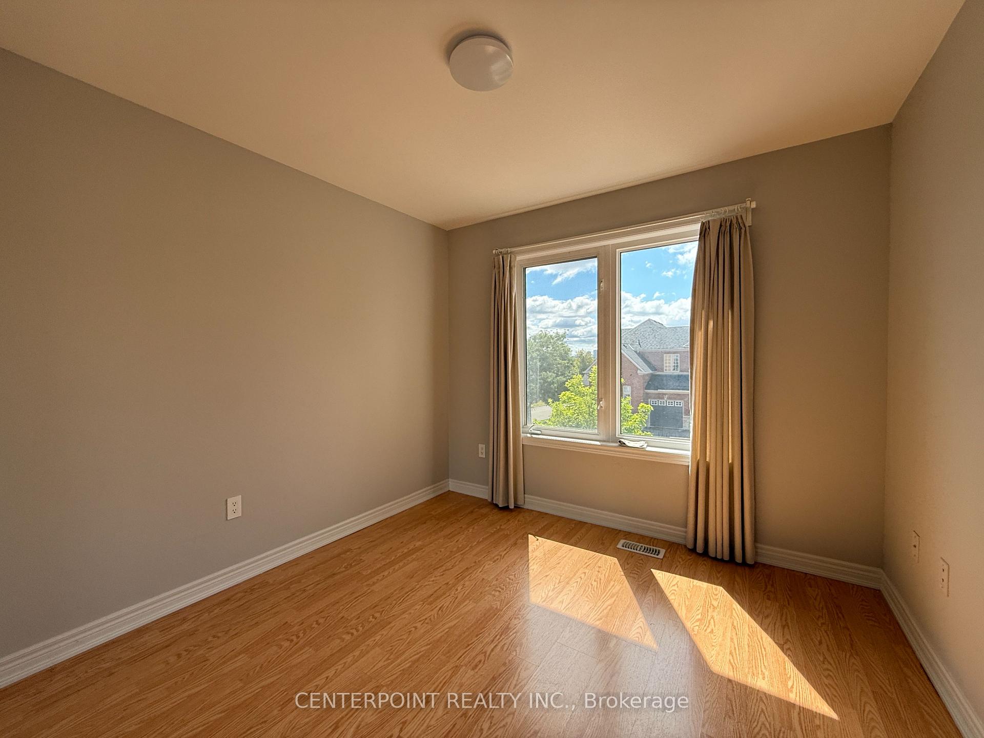 Photo 13 of 80 Gauguin Avenue, Vaughan, Patterson — HOMEH