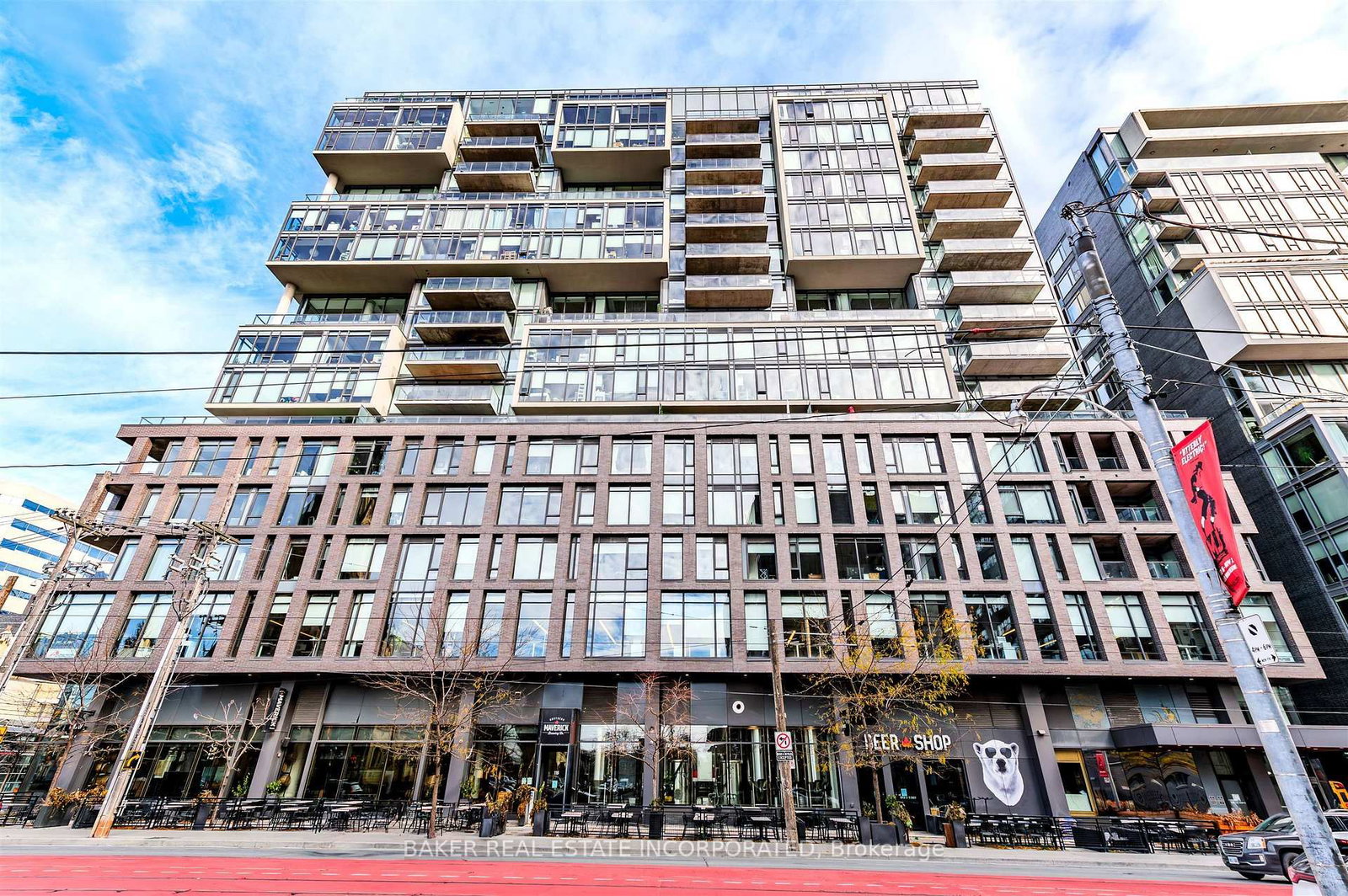 Front of Unit 1610, 111 Bathurst St