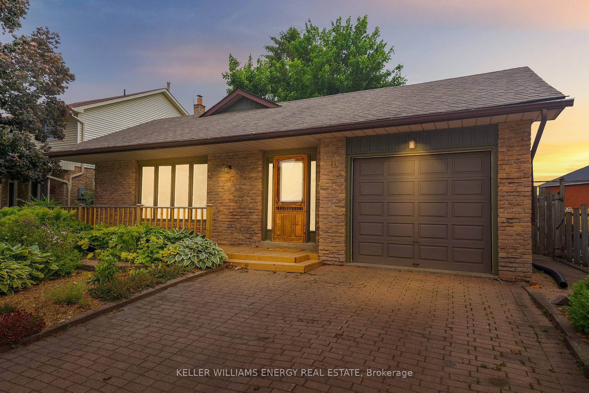 Front of 11 Pilkington Crescent