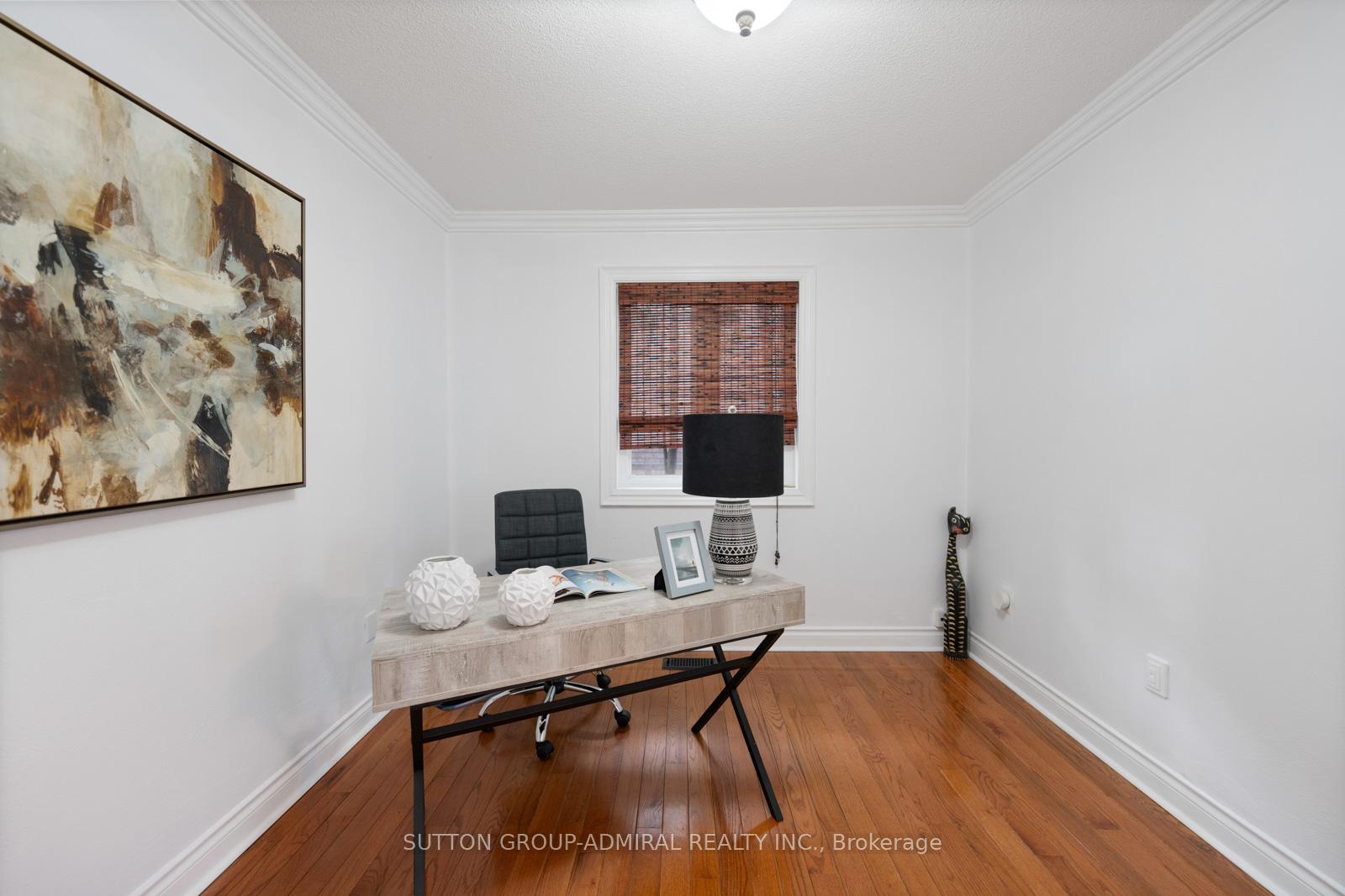 Photo 8 of 117 Flamingo Road, Vaughan, Uplands — HOMEH