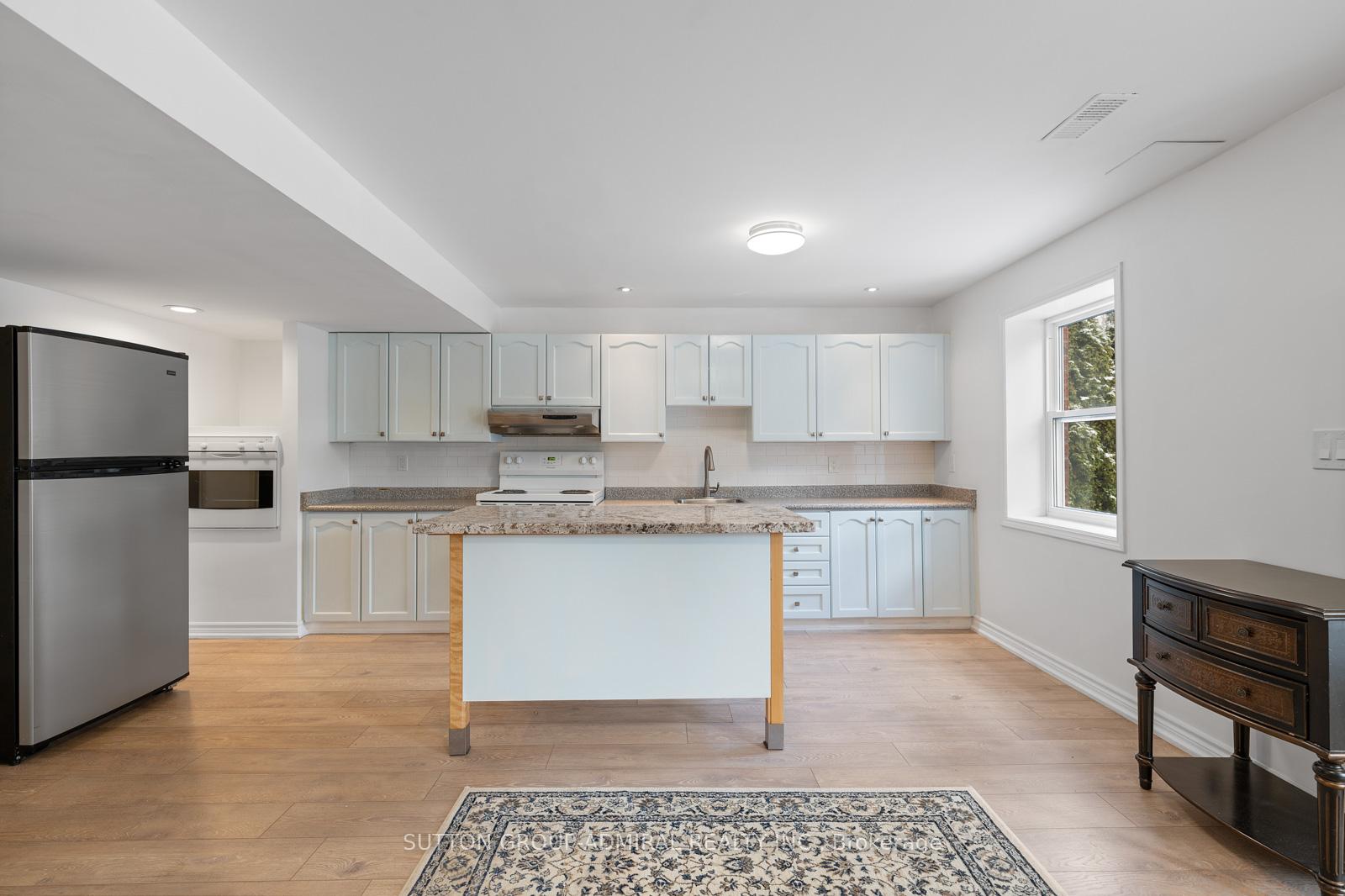 Photo 37 of 117 Flamingo Road, Vaughan, Uplands — HOMEH