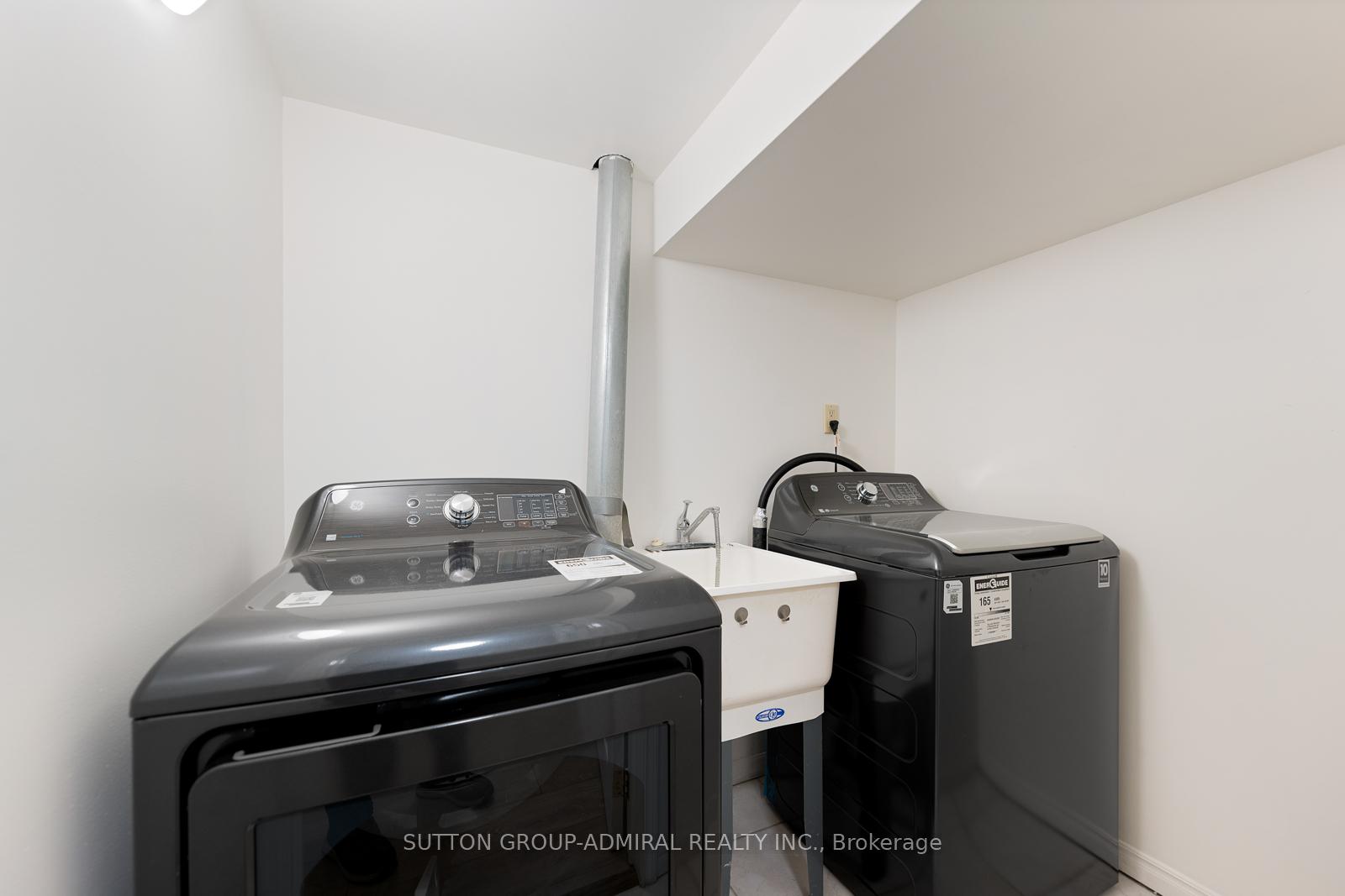 Photo 44 of 117 Flamingo Road, Vaughan, Uplands — HOMEH