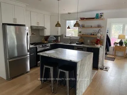 Photo 2 of 119 Applevale Court, Blue Mountains — HOMEH