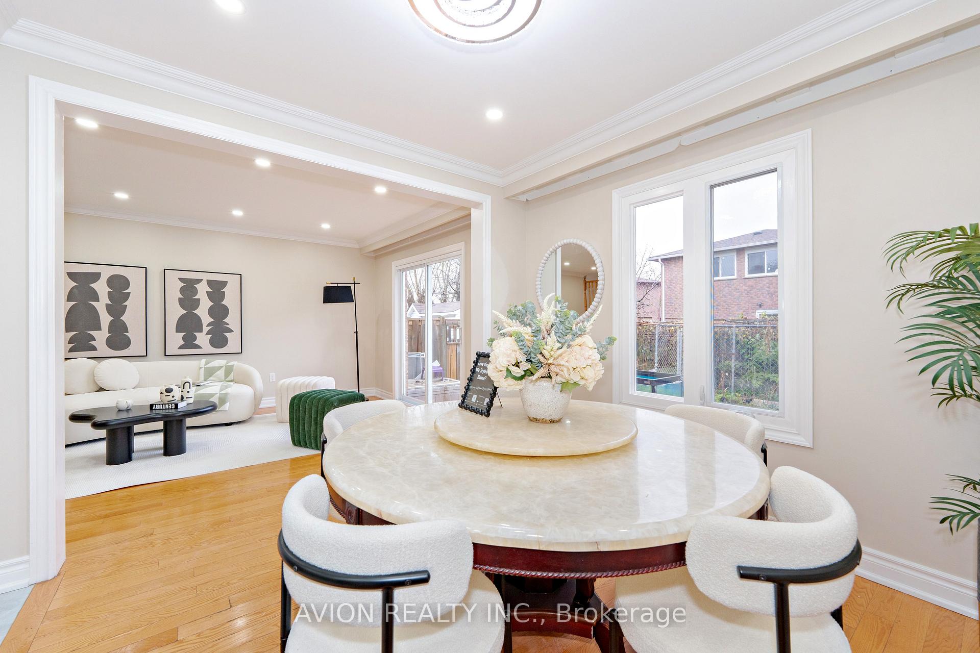 Photo 13 of 74 Appleby Crescent, Markham, Milliken Mills West — HOMEH