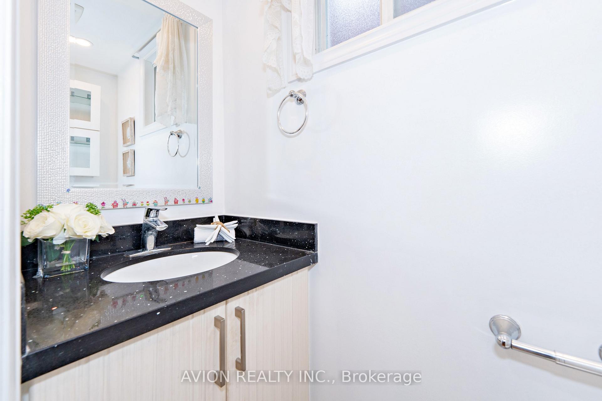 Photo 21 of 74 Appleby Crescent, Markham, Milliken Mills West — HOMEH