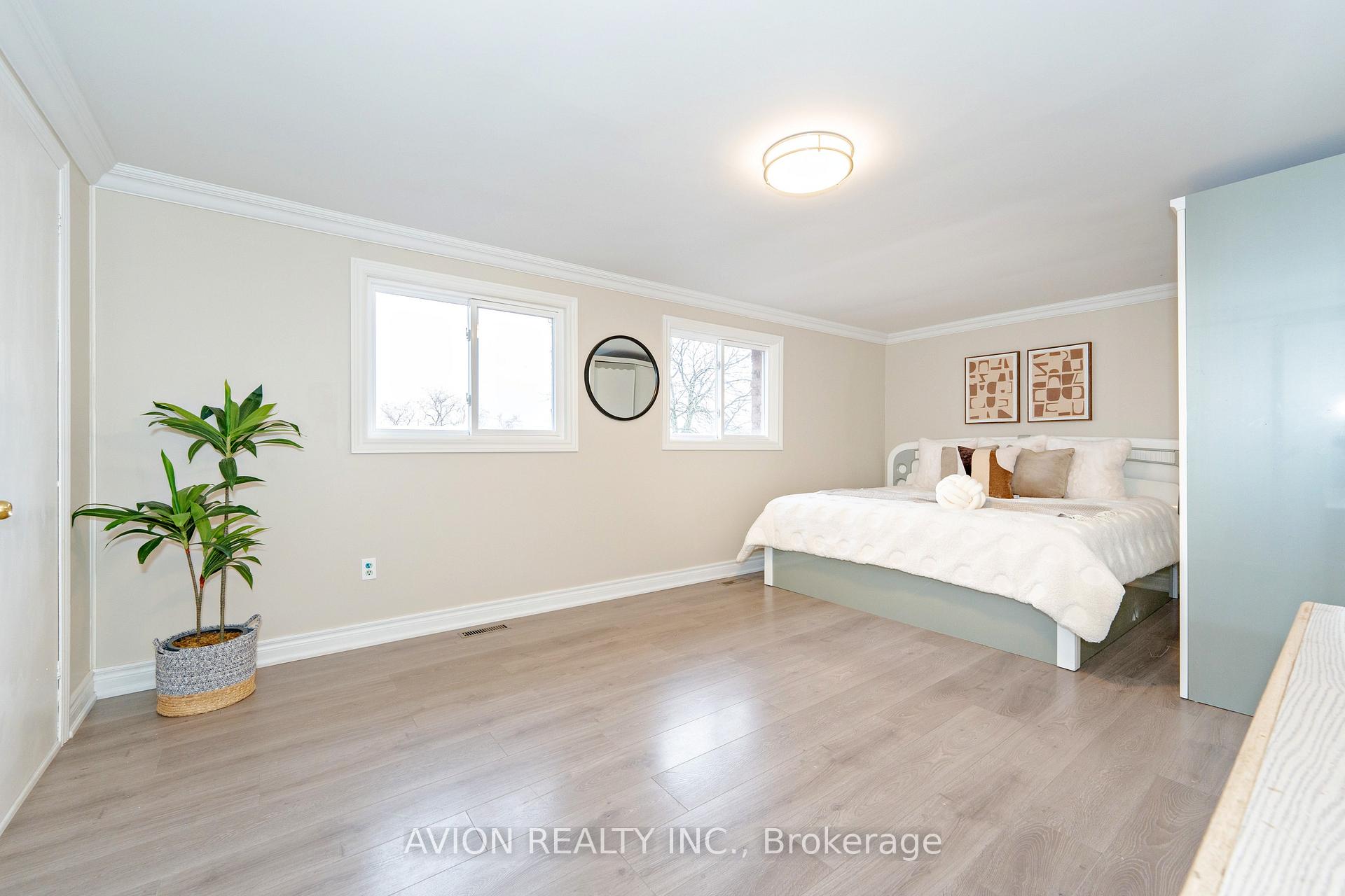 Photo 23 of 74 Appleby Crescent, Markham, Milliken Mills West — HOMEH