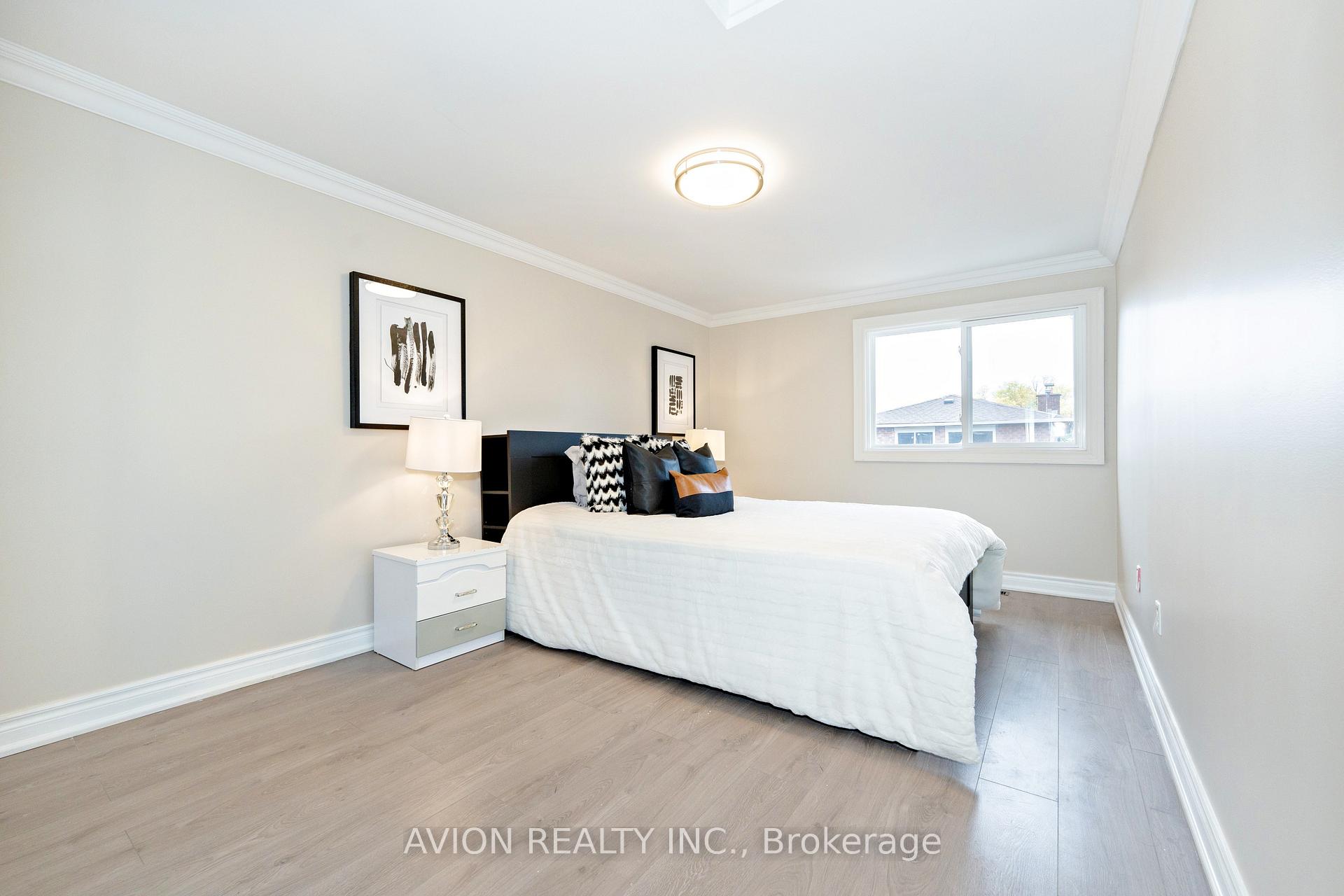 Photo 30 of 74 Appleby Crescent, Markham, Milliken Mills West — HOMEH
