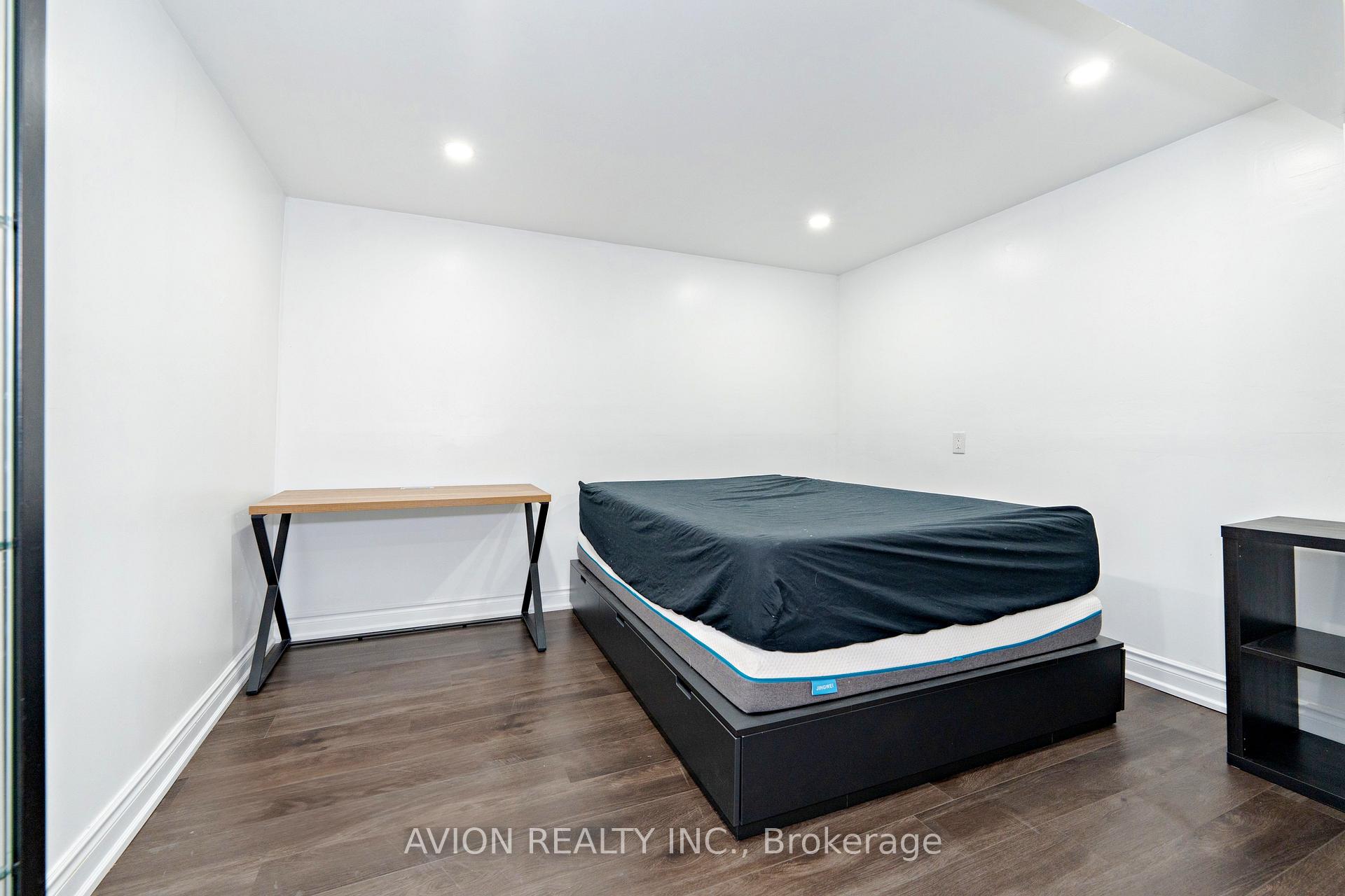 Photo 35 of 74 Appleby Crescent, Markham, Milliken Mills West — HOMEH