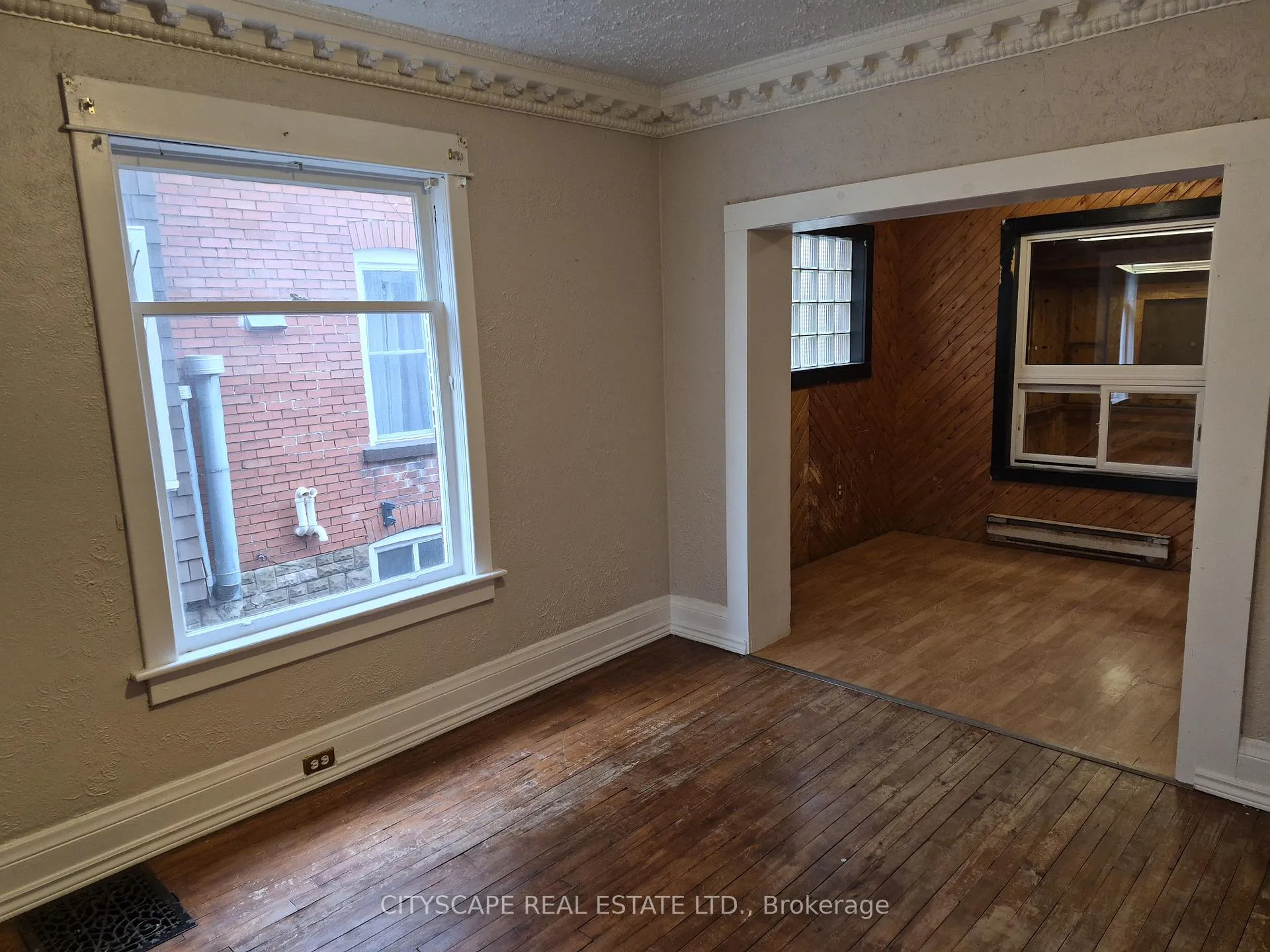 Photo 14 of 28 Margery Road, Welland, Welland Downtown — HOMEH