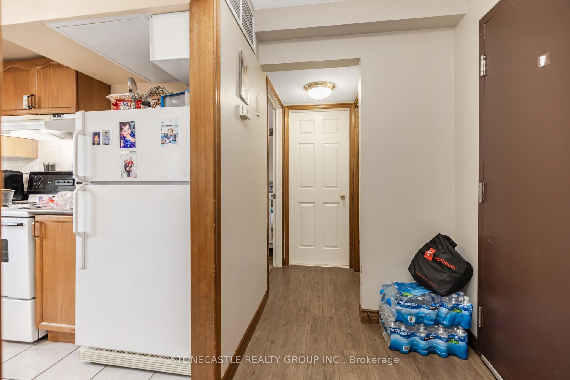 Photo 8 of 2311 Major Mackenzie Drive, Vaughan, Maple — HOMEH
