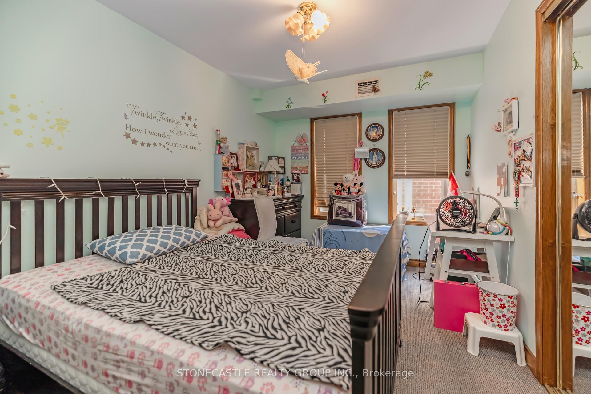 Photo 16 of 2311 Major Mackenzie Drive, Vaughan, Maple — HOMEH