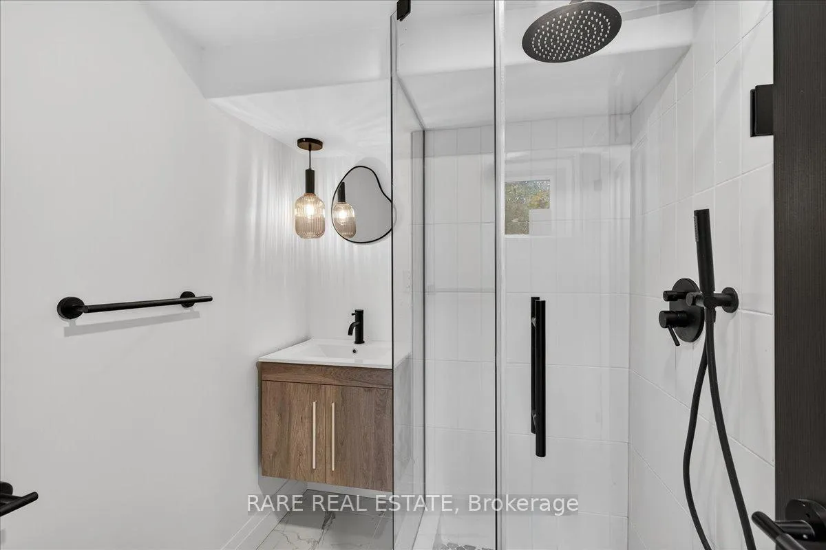 Photo 33 of 425 Codrington Street, Barrie, Codrington — HOMEH