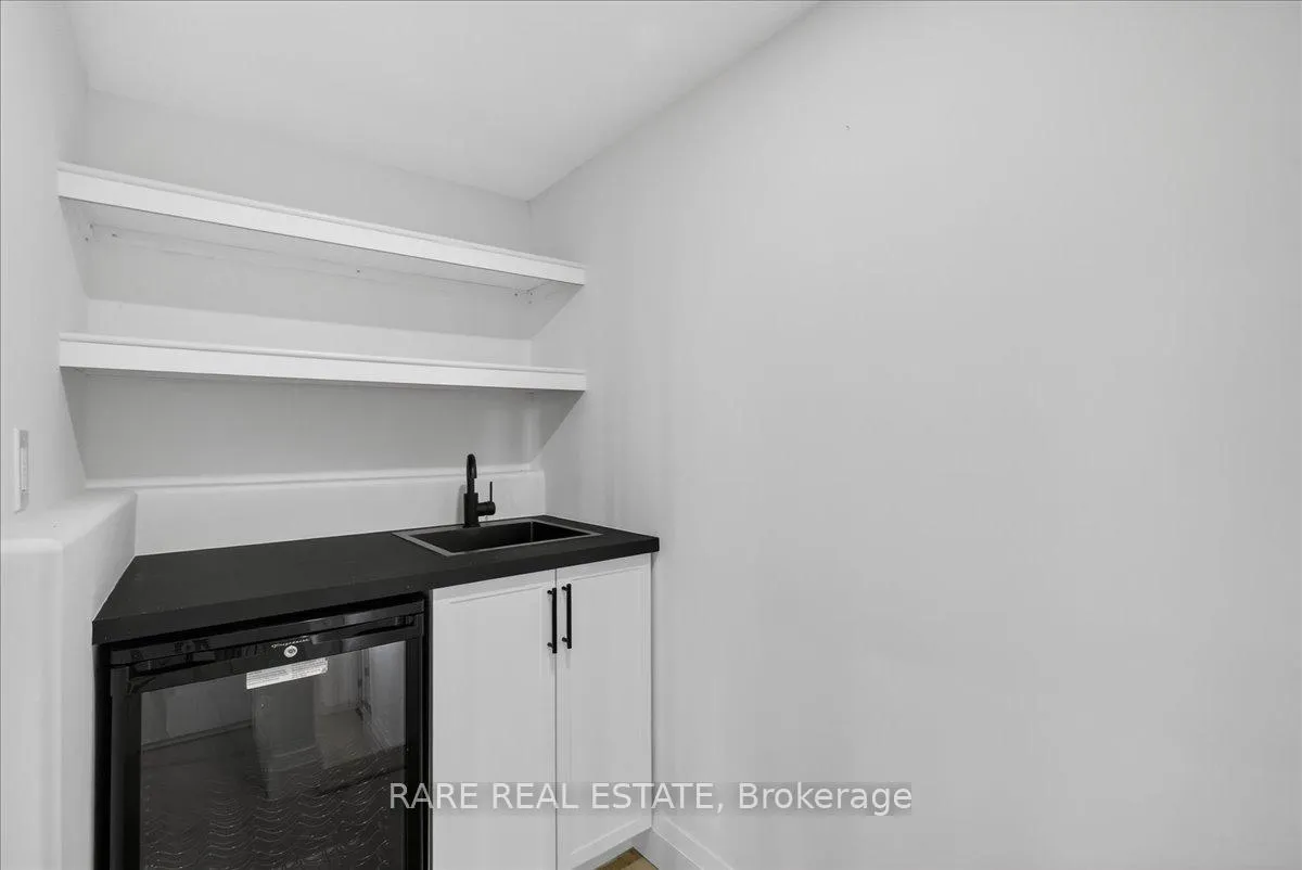 Photo 34 of 425 Codrington Street, Barrie, Codrington — HOMEH