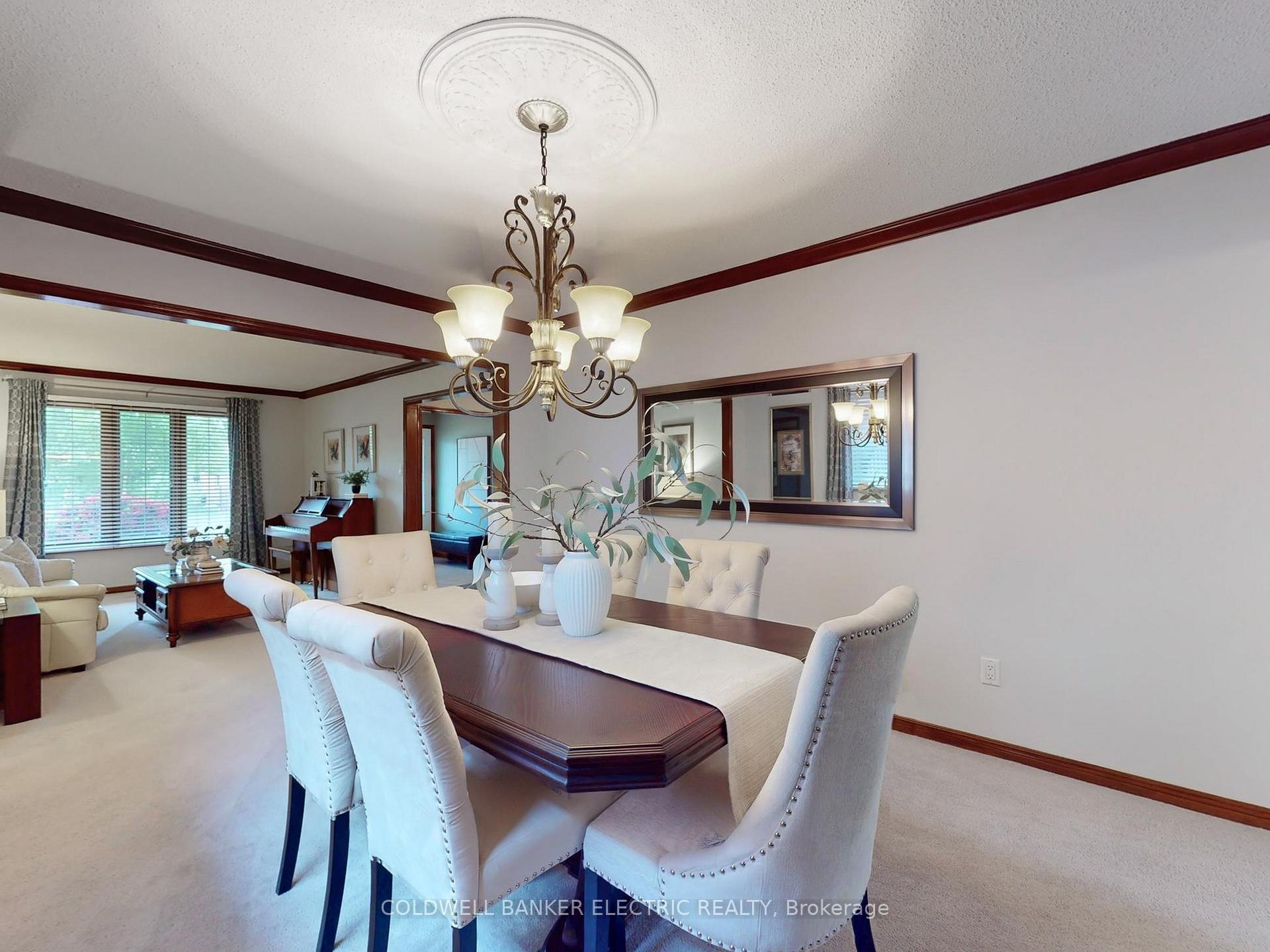Photo 7 of 41 Falstaff Crescent, Whitby, Rolling Acres — HOMEH