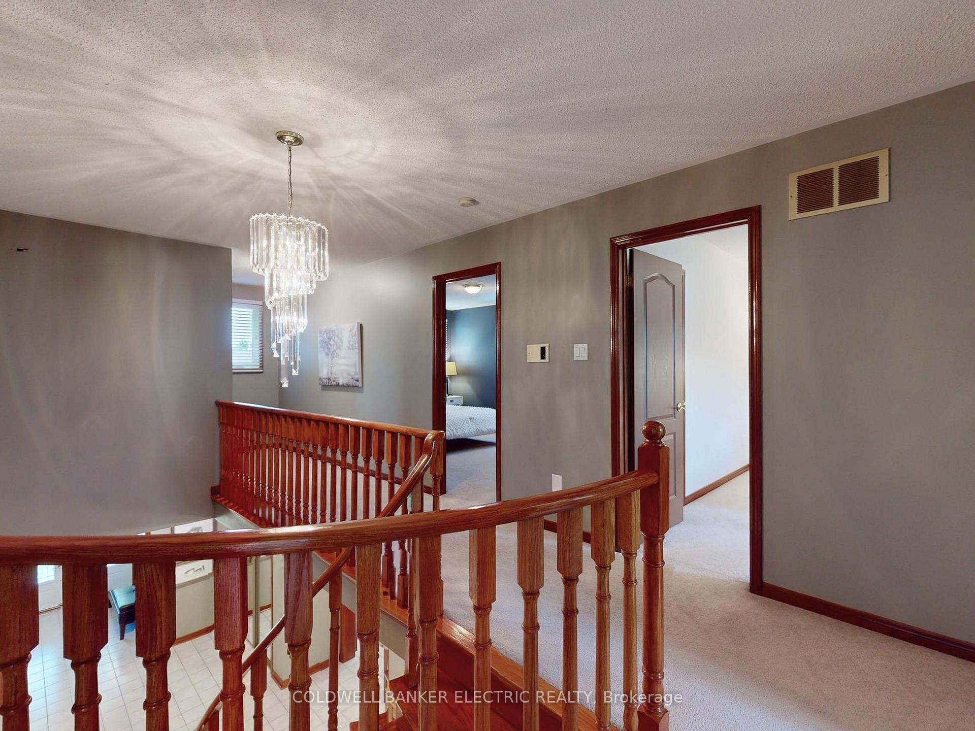 Photo 20 of 41 Falstaff Crescent, Whitby, Rolling Acres — HOMEH