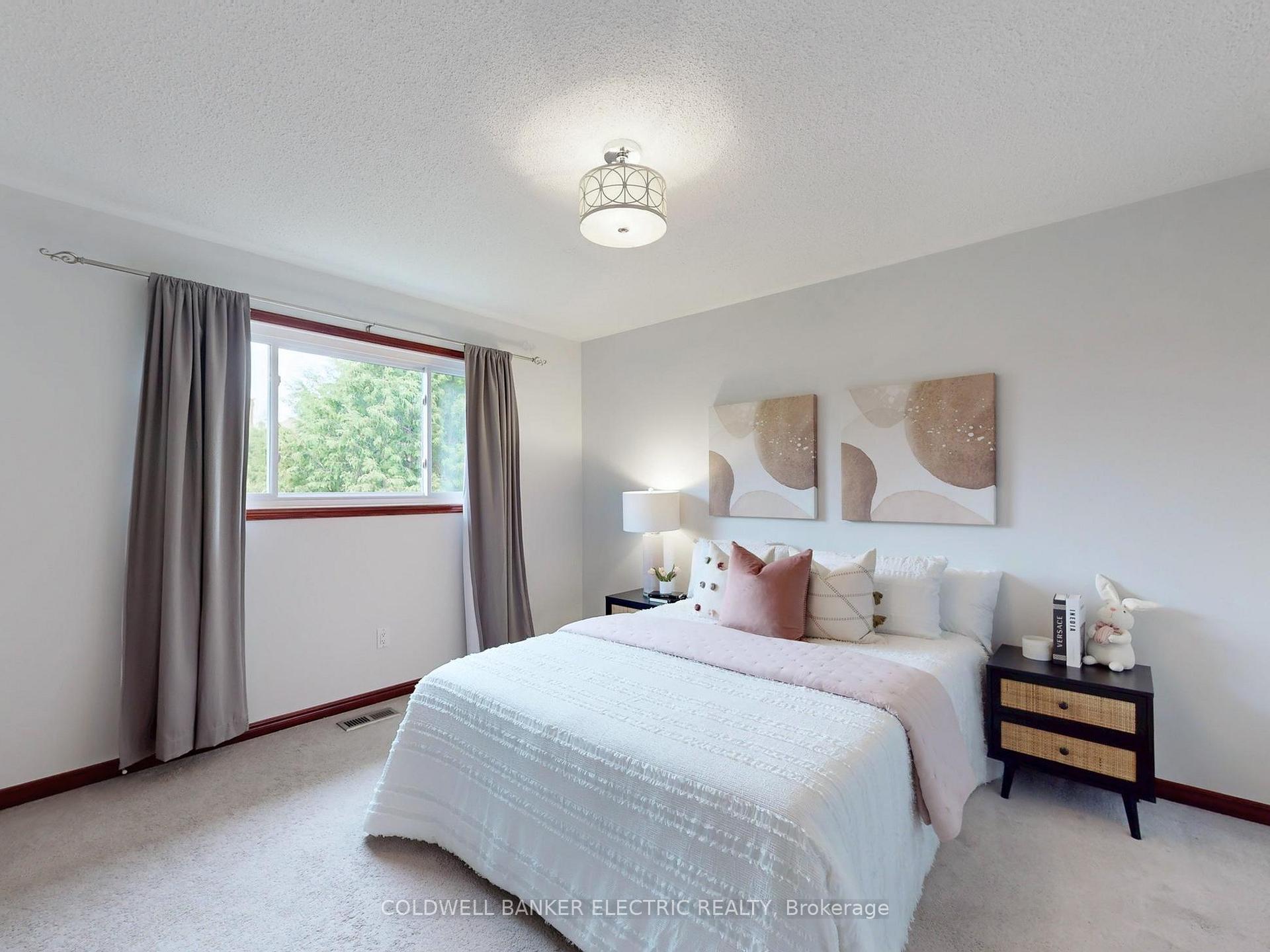 Photo 30 of 41 Falstaff Crescent, Whitby, Rolling Acres — HOMEH