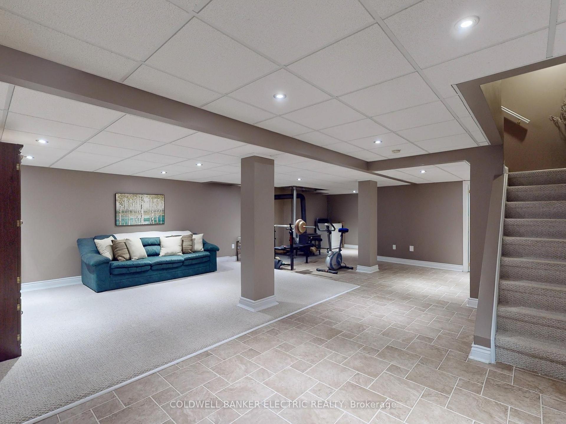 Photo 33 of 41 Falstaff Crescent, Whitby, Rolling Acres — HOMEH
