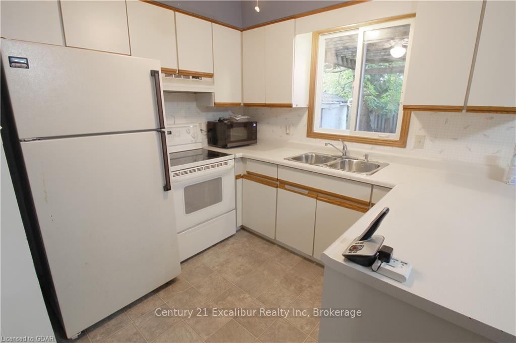 Photo 10 of 31 Falcon Drive, Woolwich — HOMEH