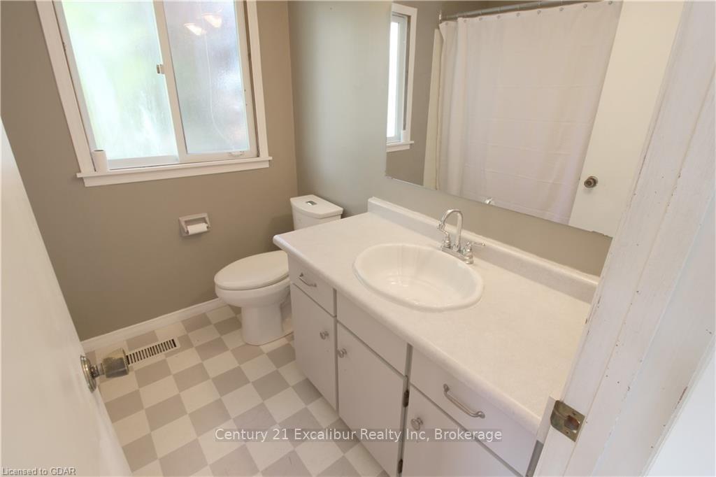 Photo 16 of 31 Falcon Drive, Woolwich — HOMEH