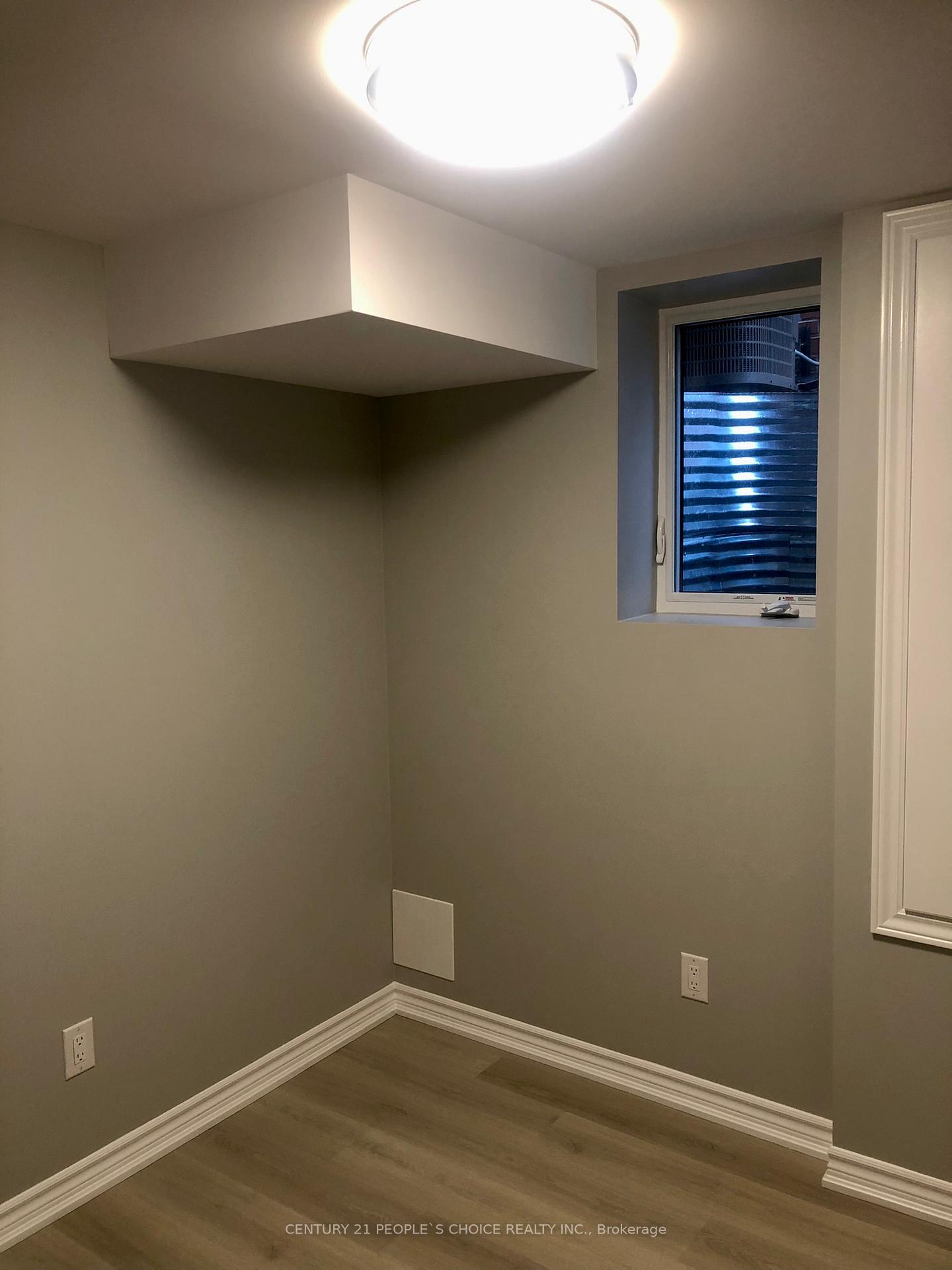 Photo 5 of Unit Bsmt, 23 Teardrop Crescent, Whitby, Brooklin — HOMEH