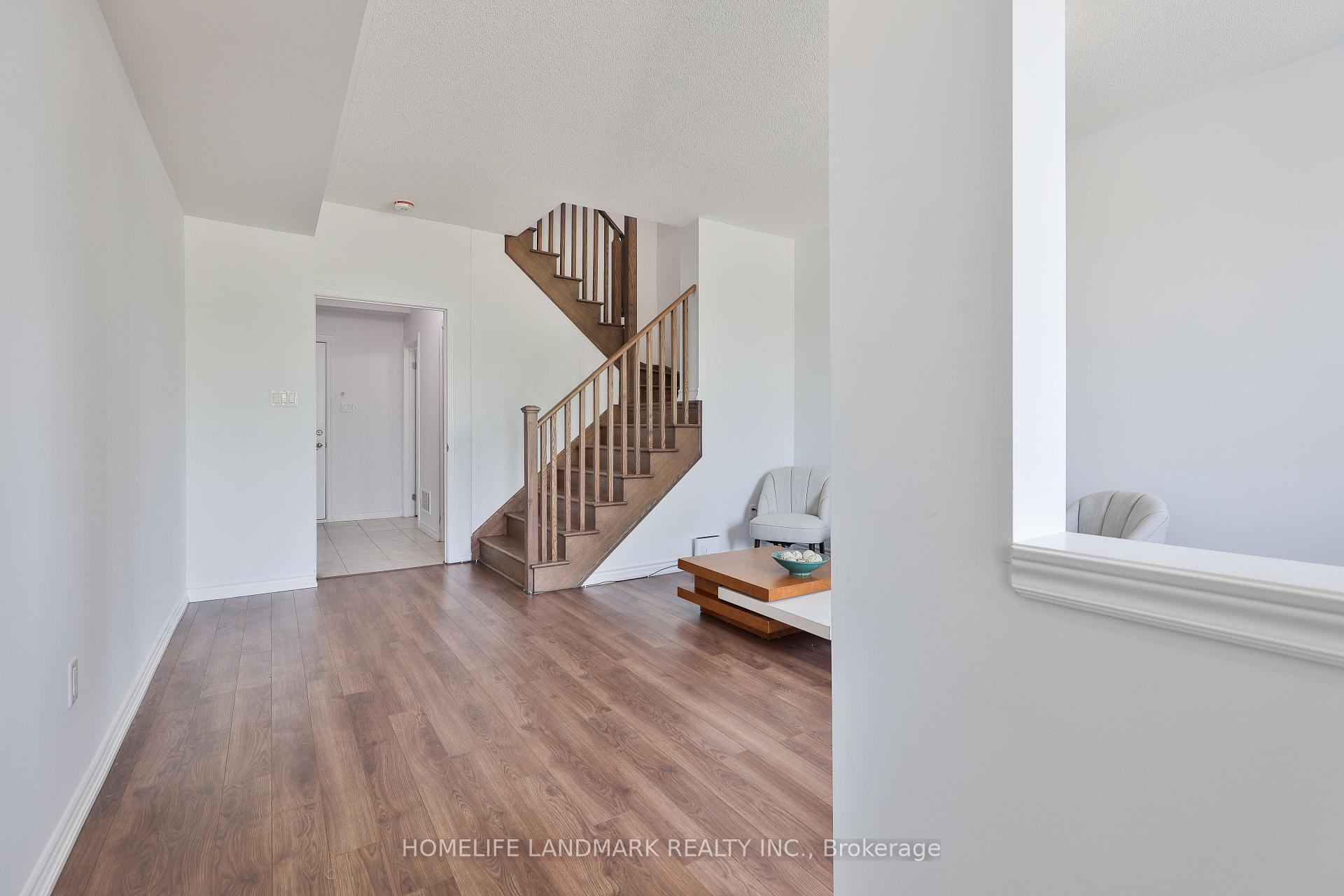 Photo 3 of 153 Rustle Woods Avenue, Markham, Cornell — HOMEH
