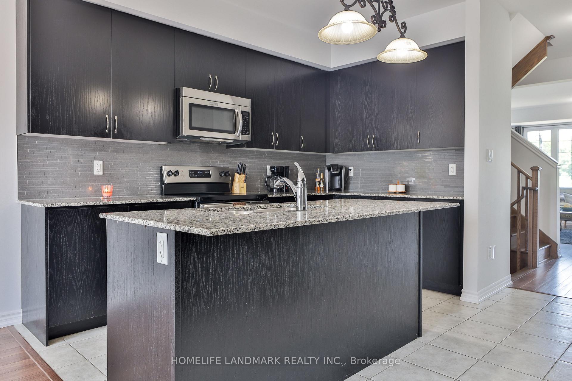 Photo 6 of 153 Rustle Woods Avenue, Markham, Cornell — HOMEH