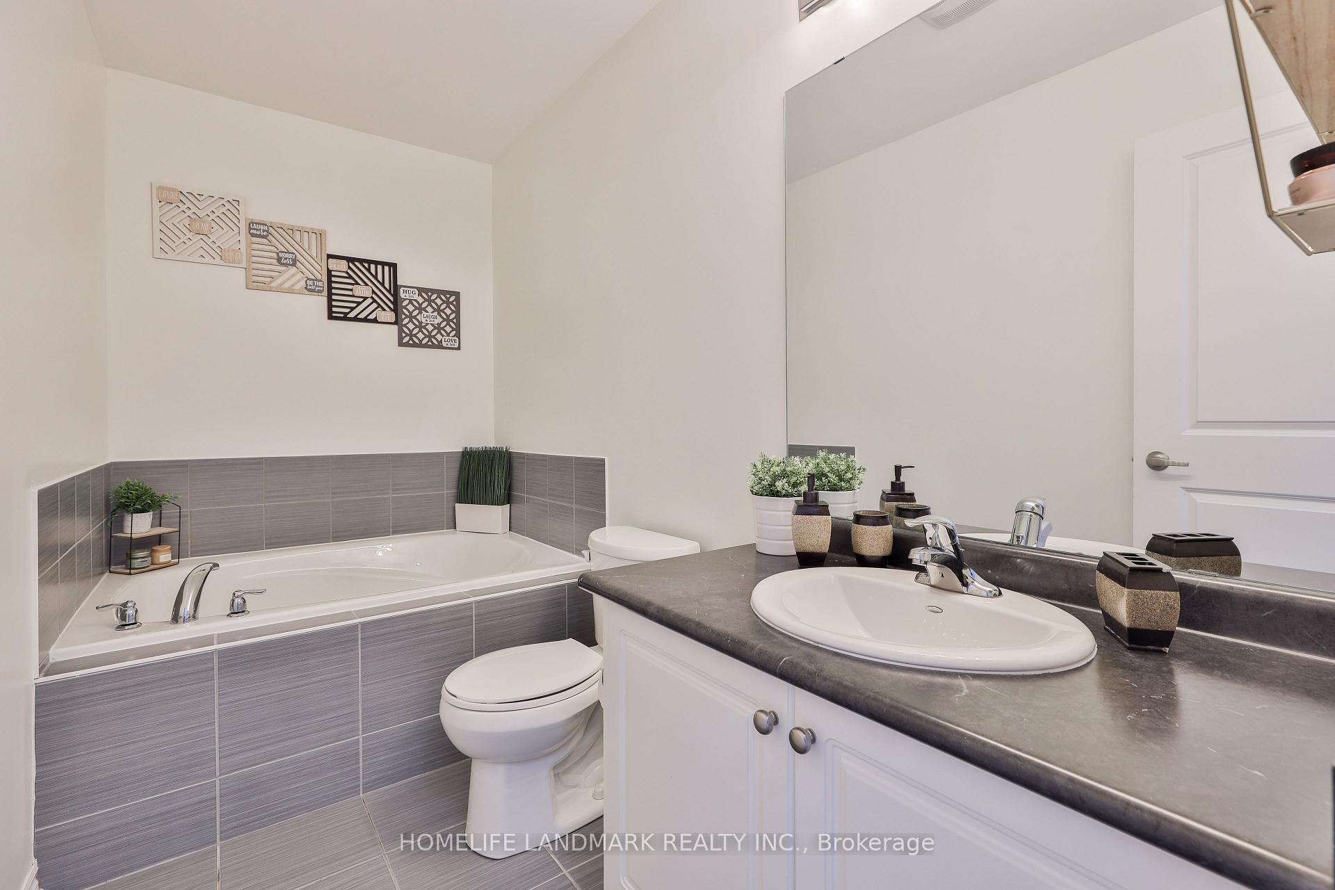 Photo 24 of 153 Rustle Woods Avenue, Markham, Cornell — HOMEH