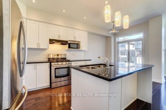 Photo 11 of 604 Tennant Way, Ottawa, Riverside South/Gloucester Glen — HOMEH