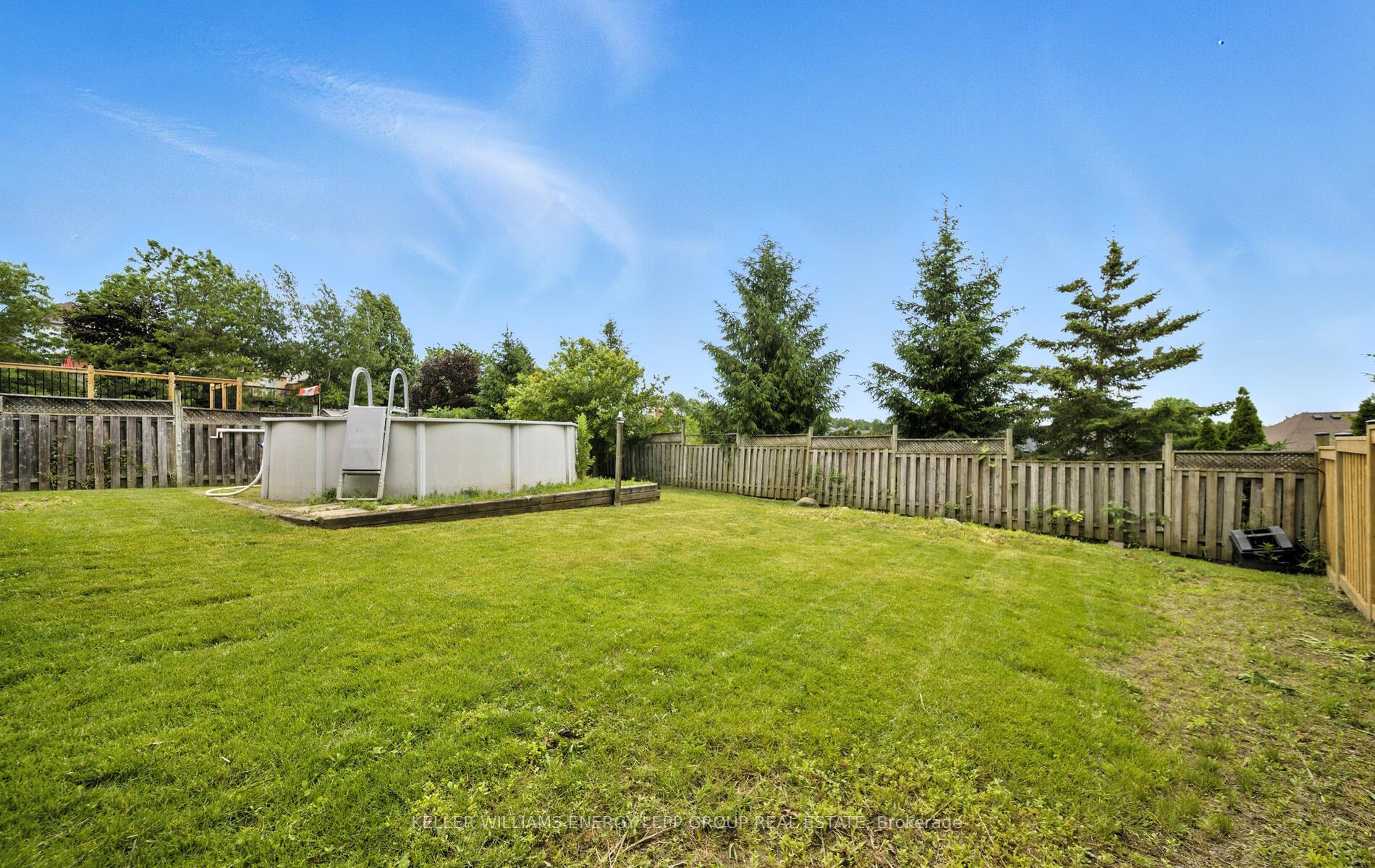 Photo 6 of 24 Harness Ridge Drive, Whitby, Williamsburg — HOMEH