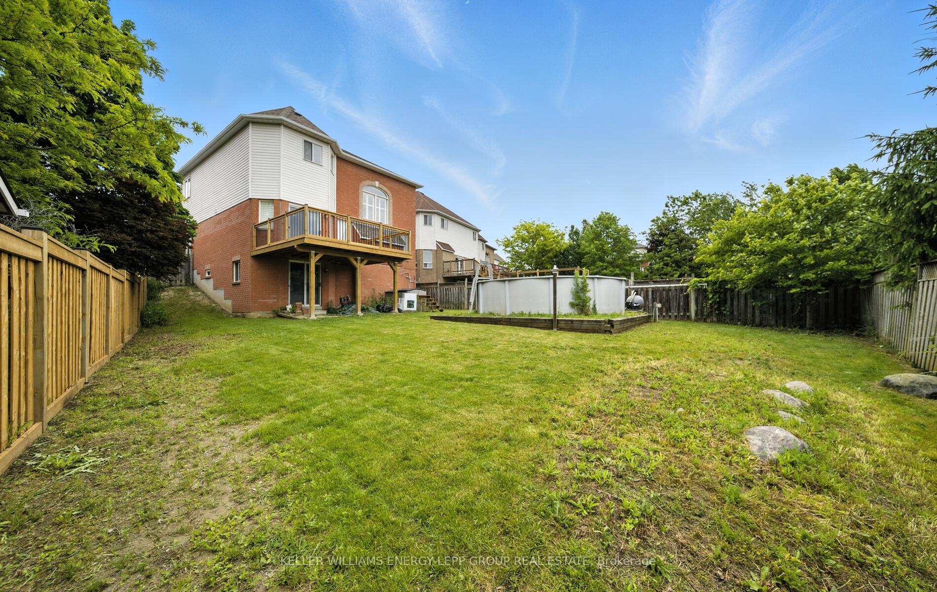 Photo 7 of 24 Harness Ridge Drive, Whitby, Williamsburg — HOMEH
