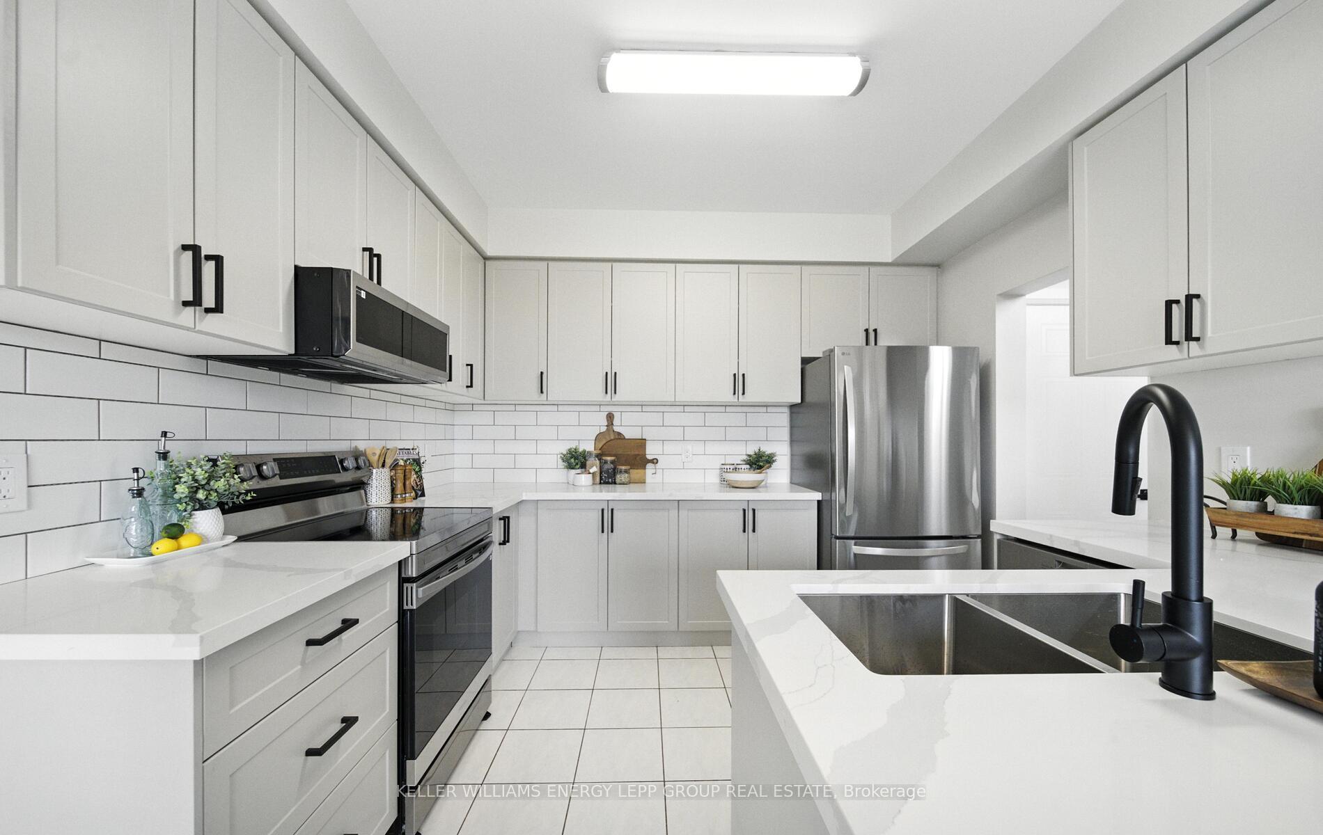 Photo 21 of 24 Harness Ridge Drive, Whitby, Williamsburg — HOMEH