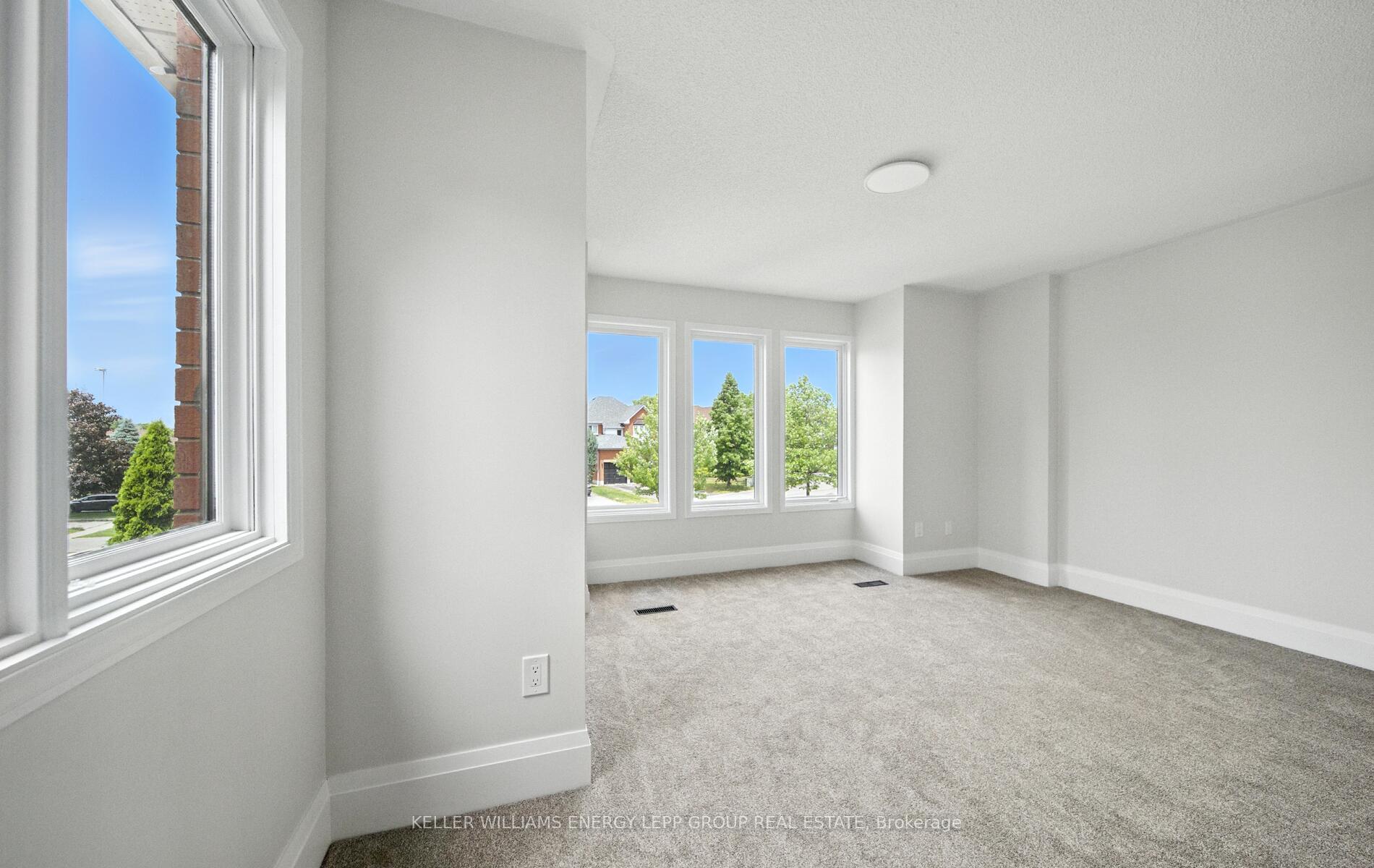 Photo 35 of 24 Harness Ridge Drive, Whitby, Williamsburg — HOMEH
