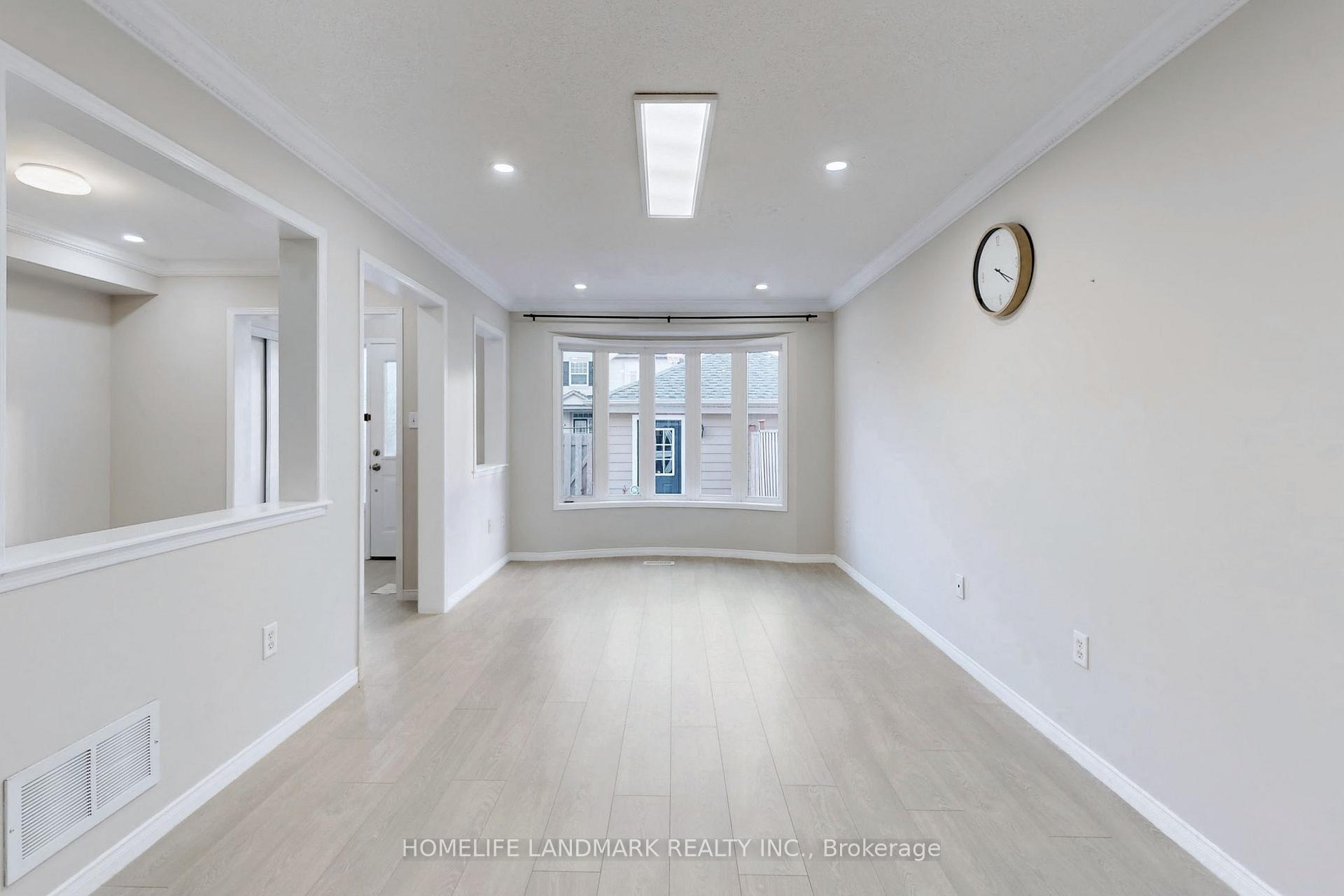 Photo 6 of 234 Gas Lamp Lane, Markham, Cornell — HOMEH