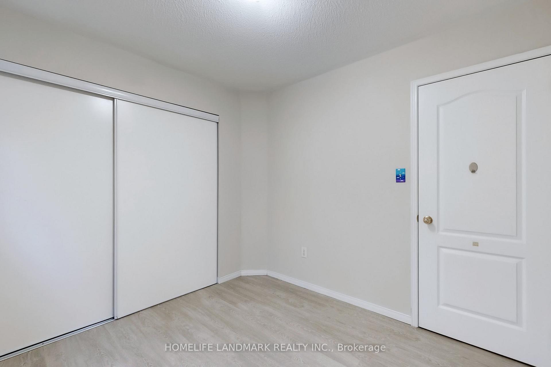 Photo 23 of 234 Gas Lamp Lane, Markham, Cornell — HOMEH