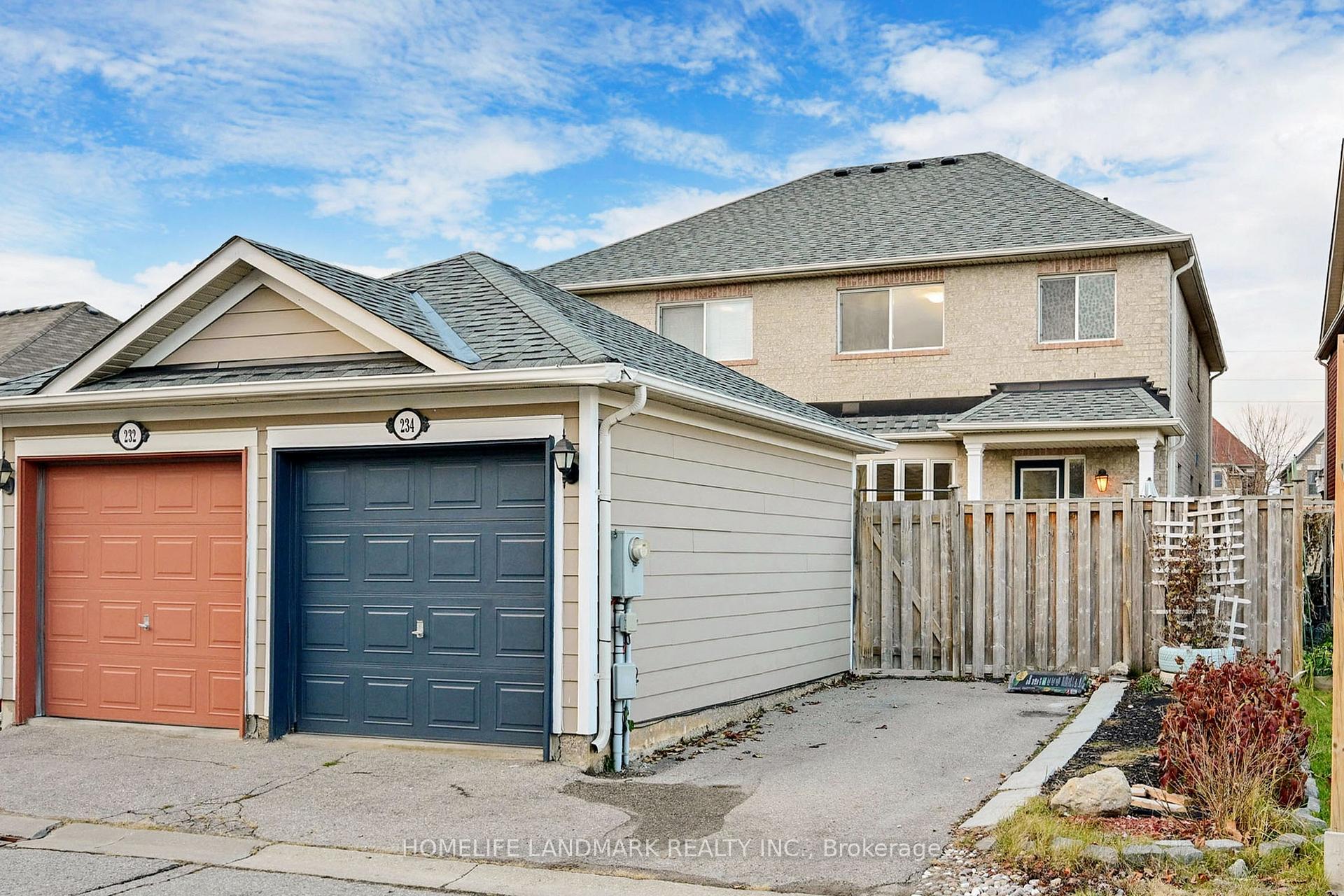 Photo 40 of 234 Gas Lamp Lane, Markham, Cornell — HOMEH